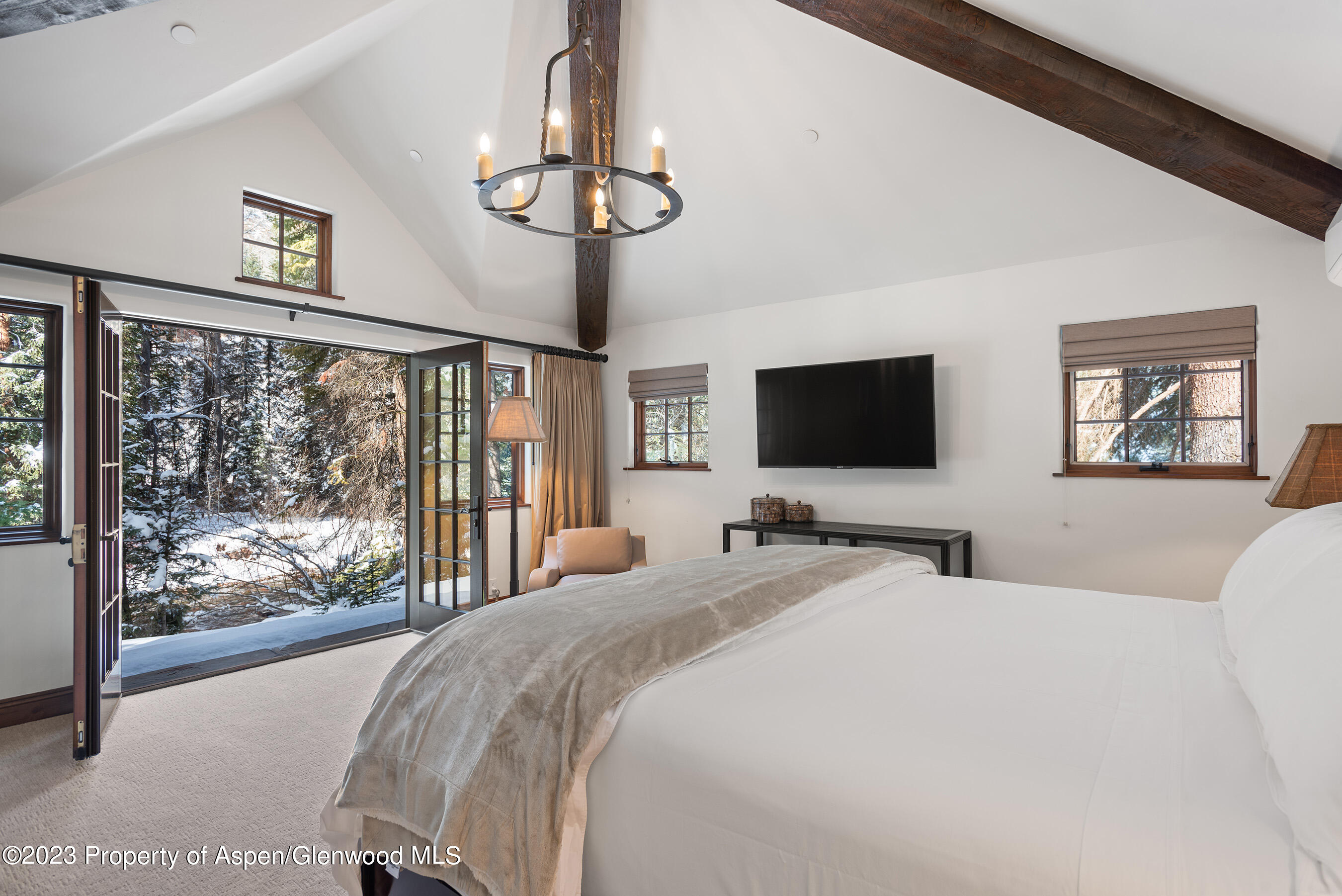 1819 Maroon Creek Road Property Photo 34