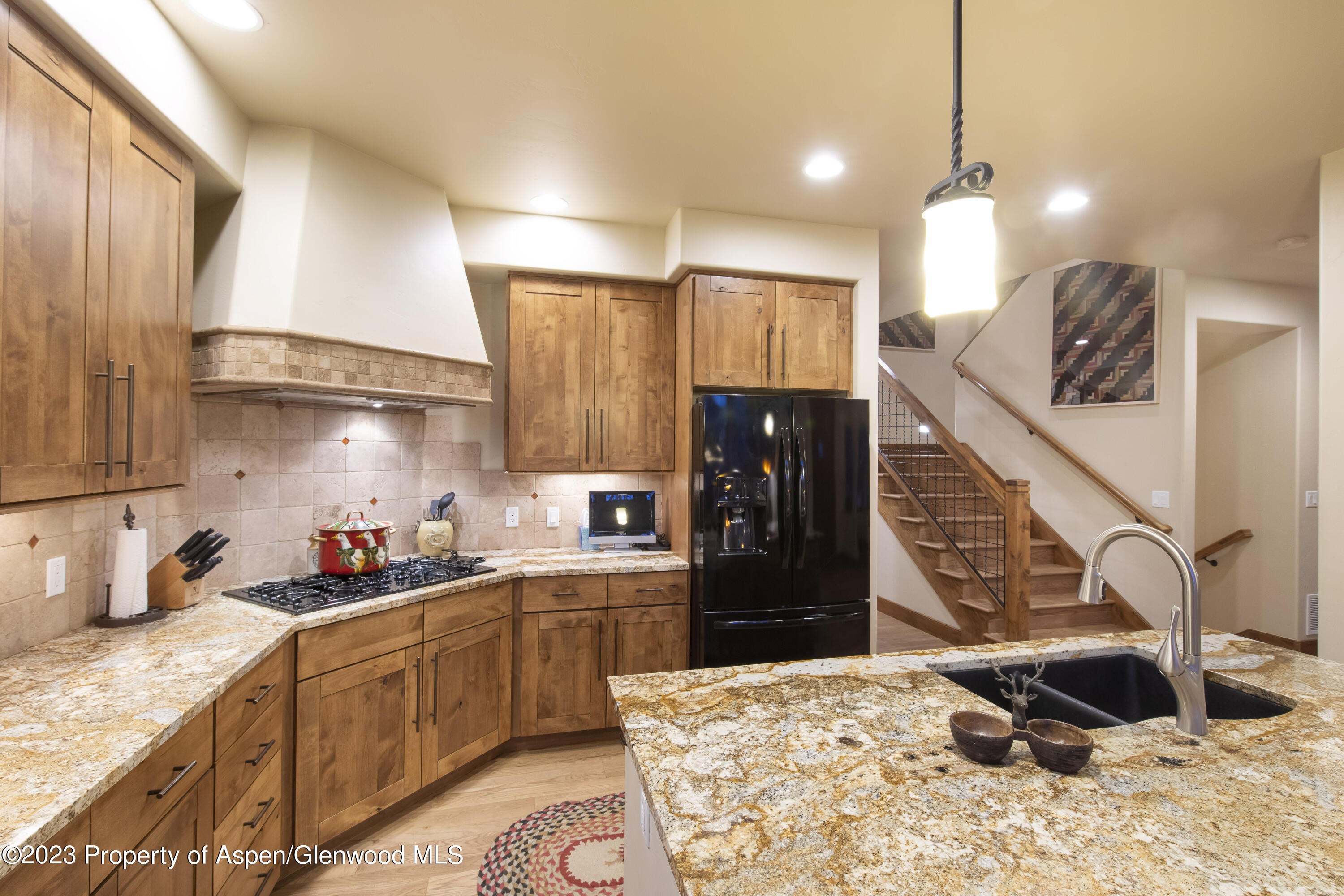 627 N Bridge Drive Property Photo 6