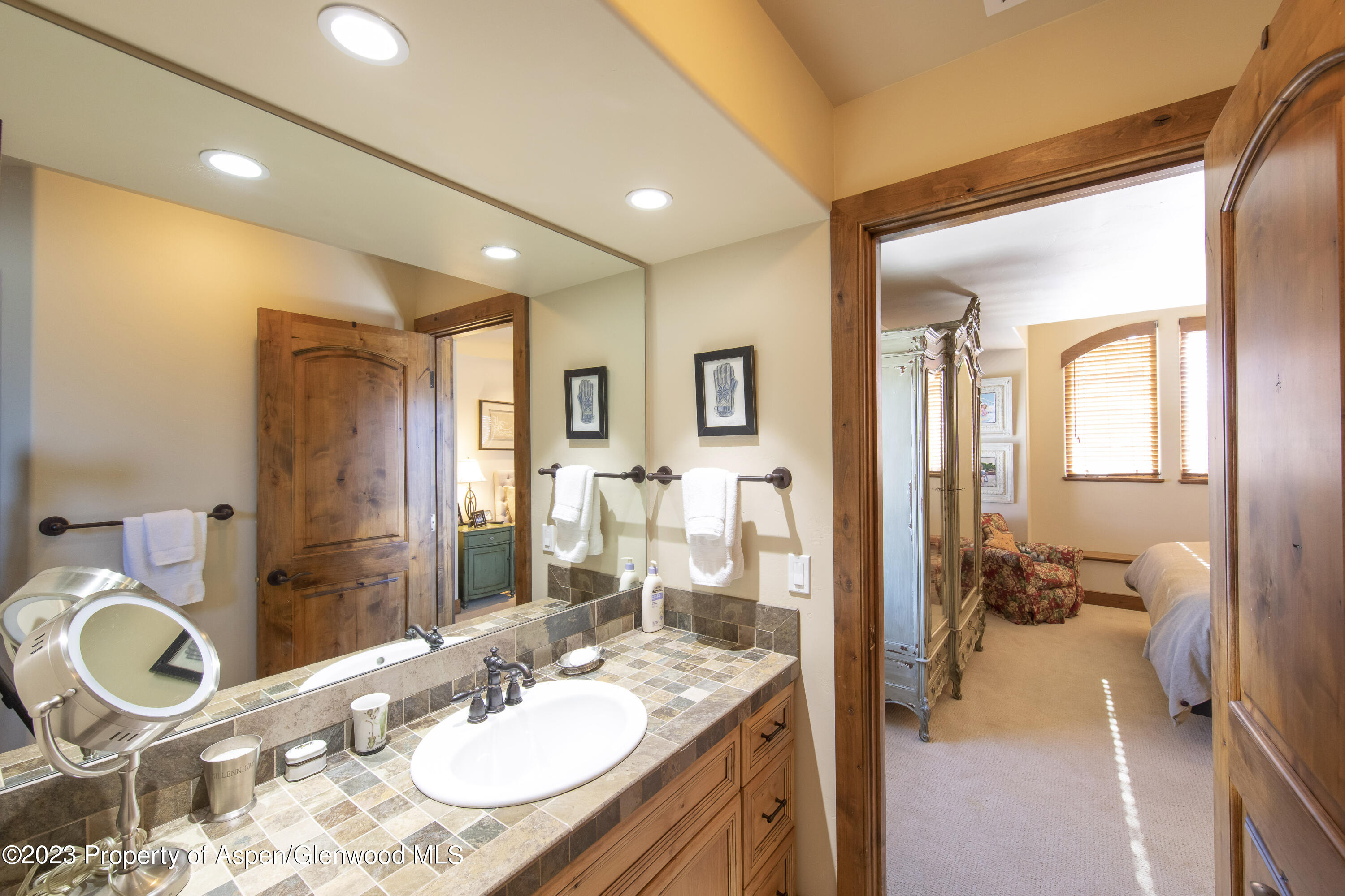 627 N Bridge Drive Property Photo 25