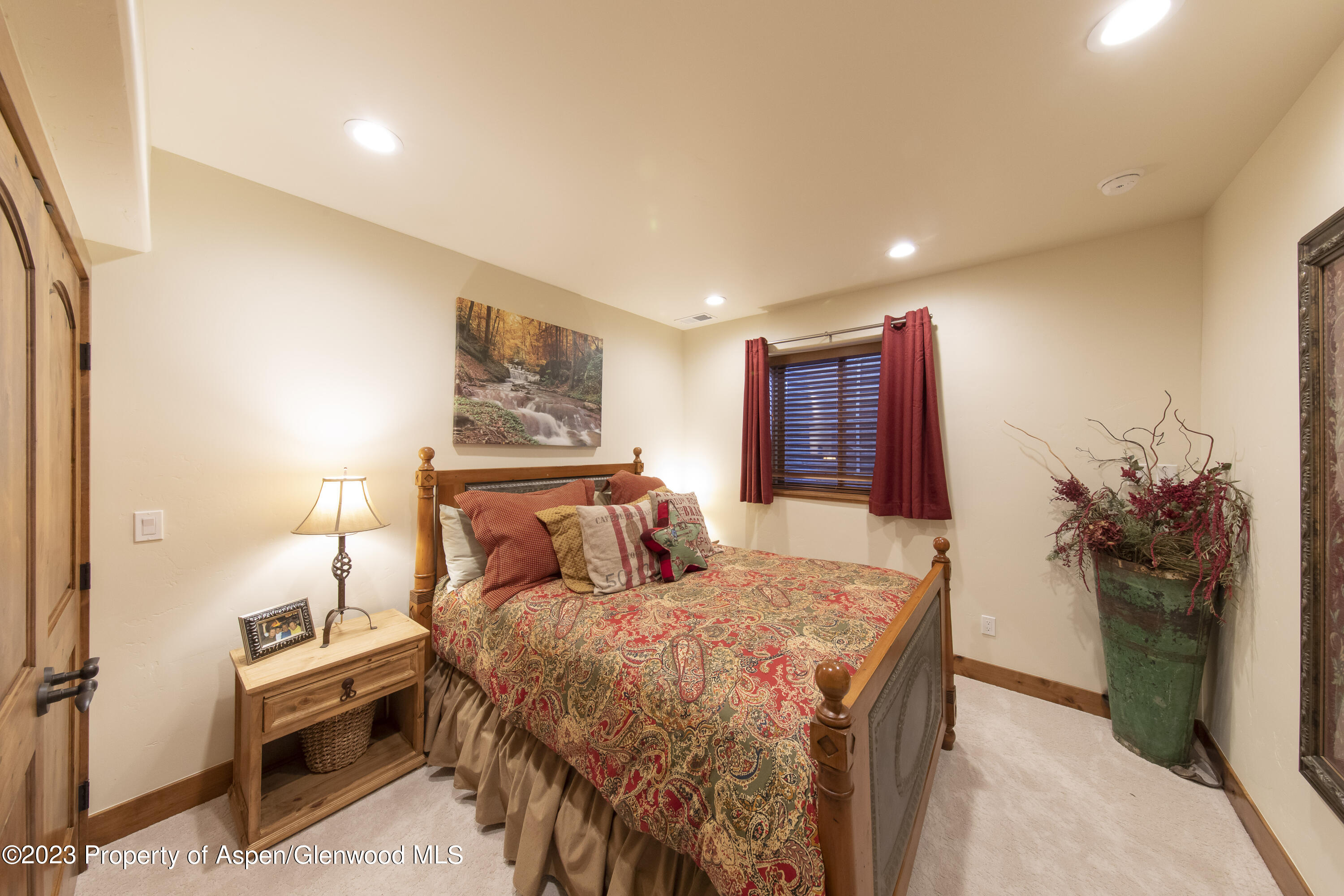 627 N Bridge Drive Property Photo 38