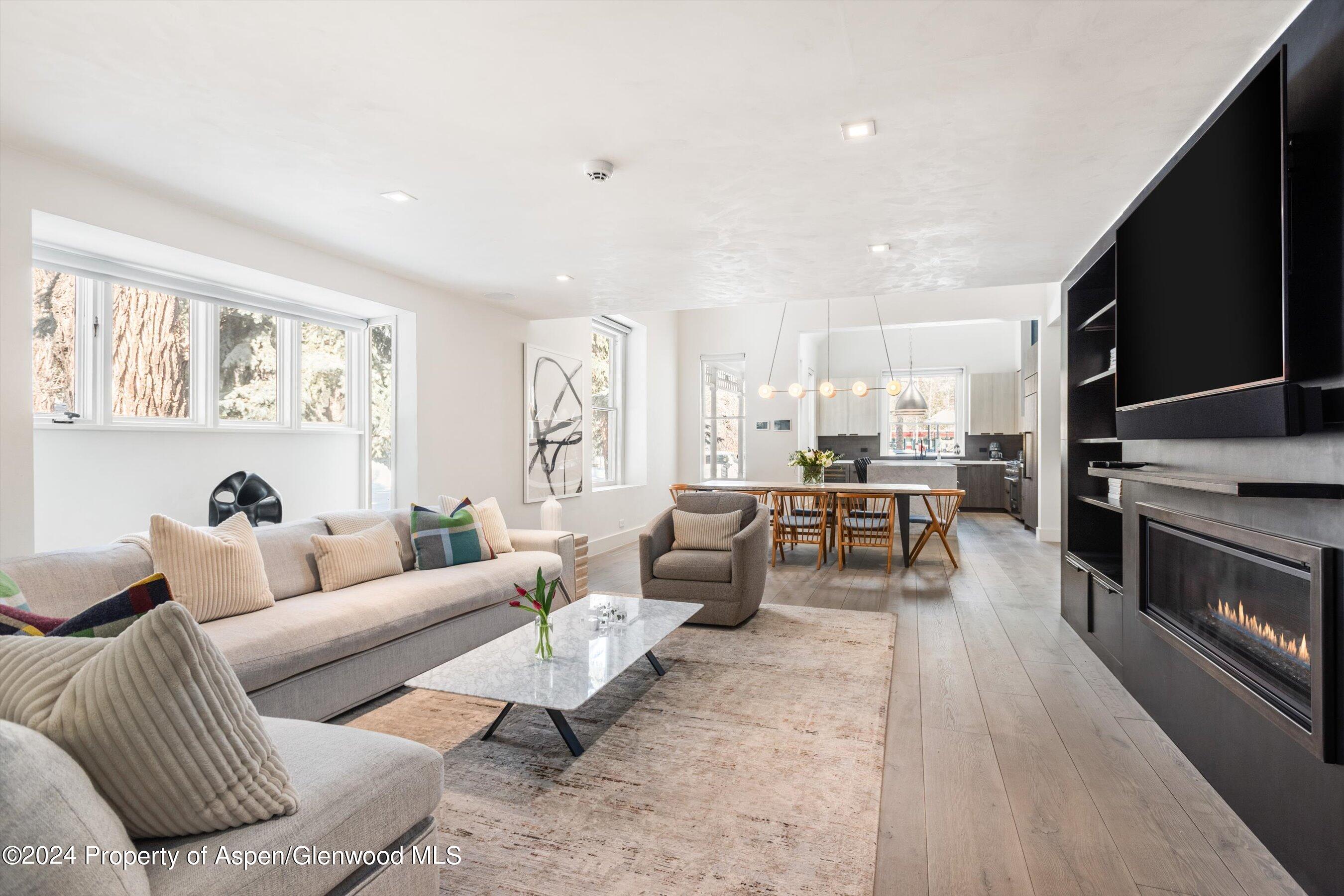 131 W Bleeker Street Property Photo 2
