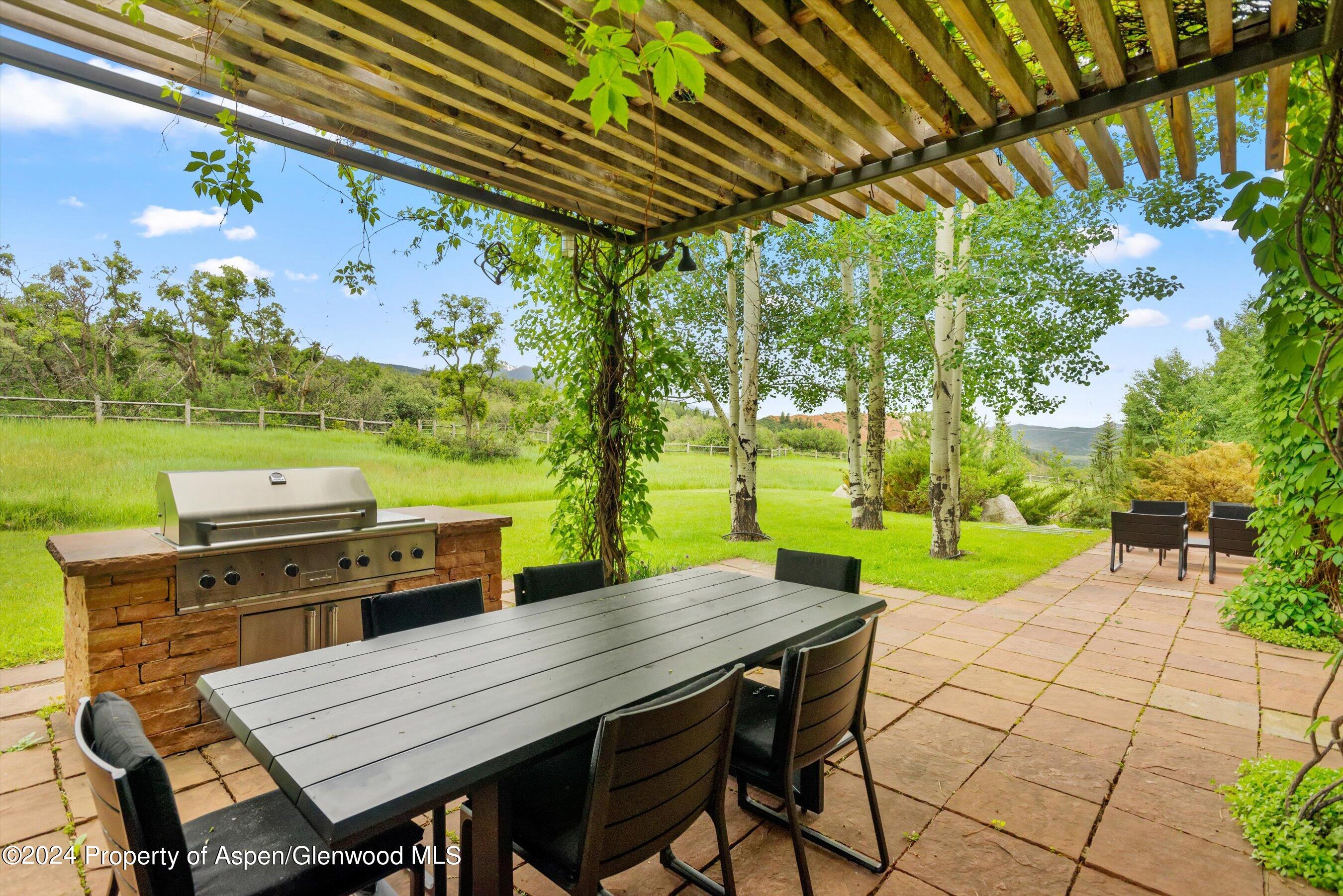 700 Nell Erickson Road Property Photo 12