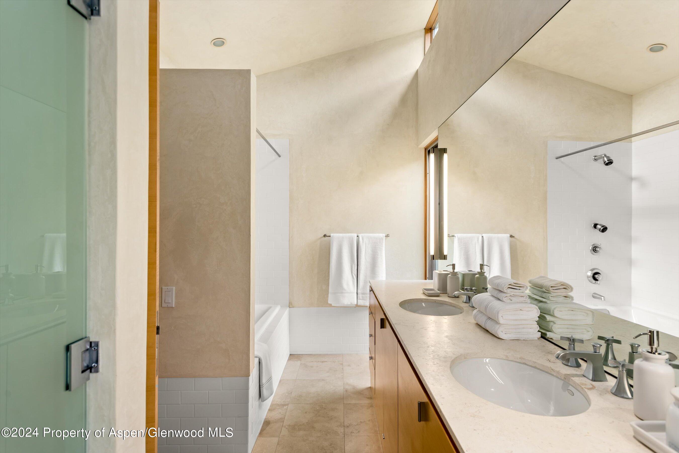 700 Nell Erickson Road Property Photo 23