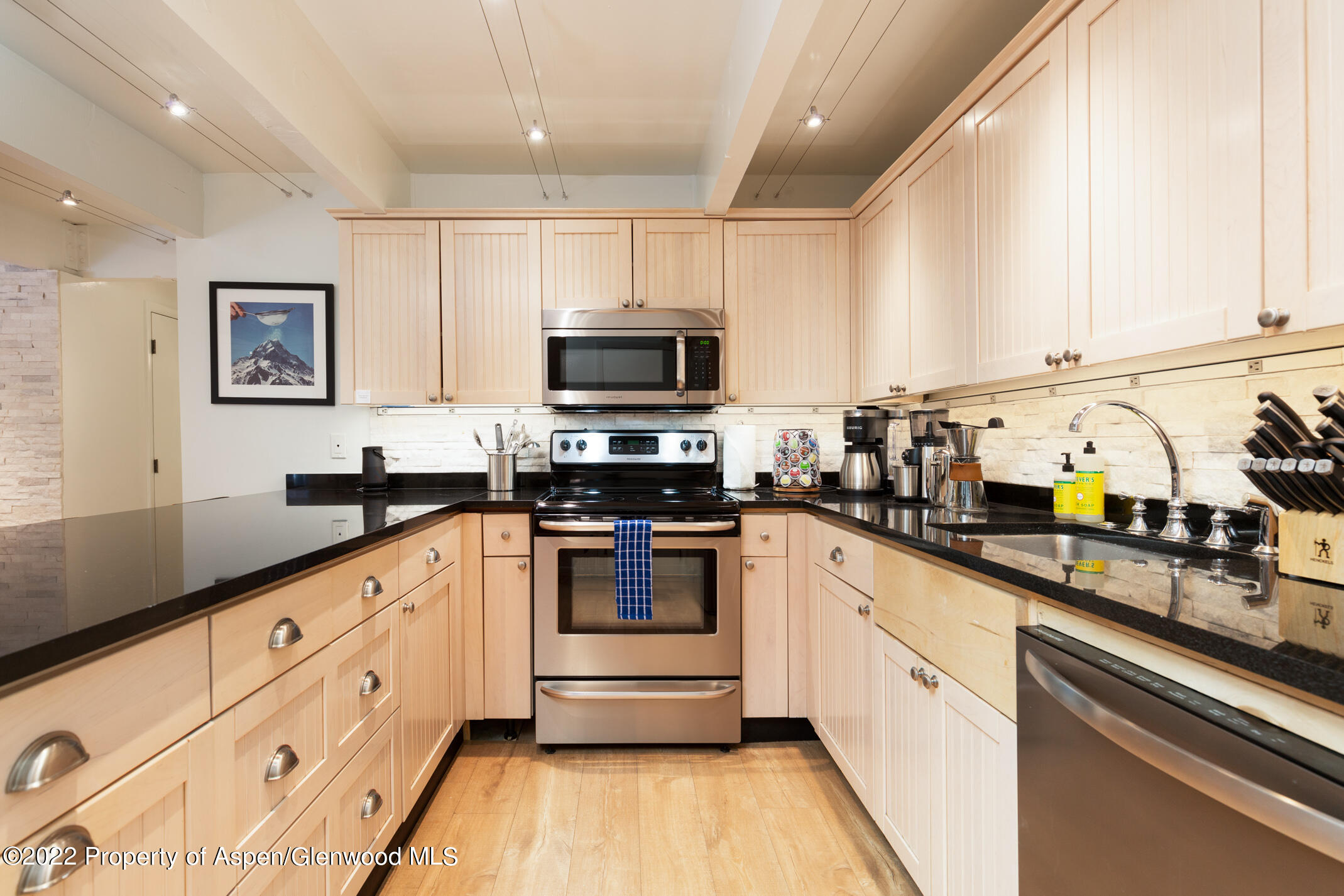 731 E Durant Avenue 6 Property Photo 13