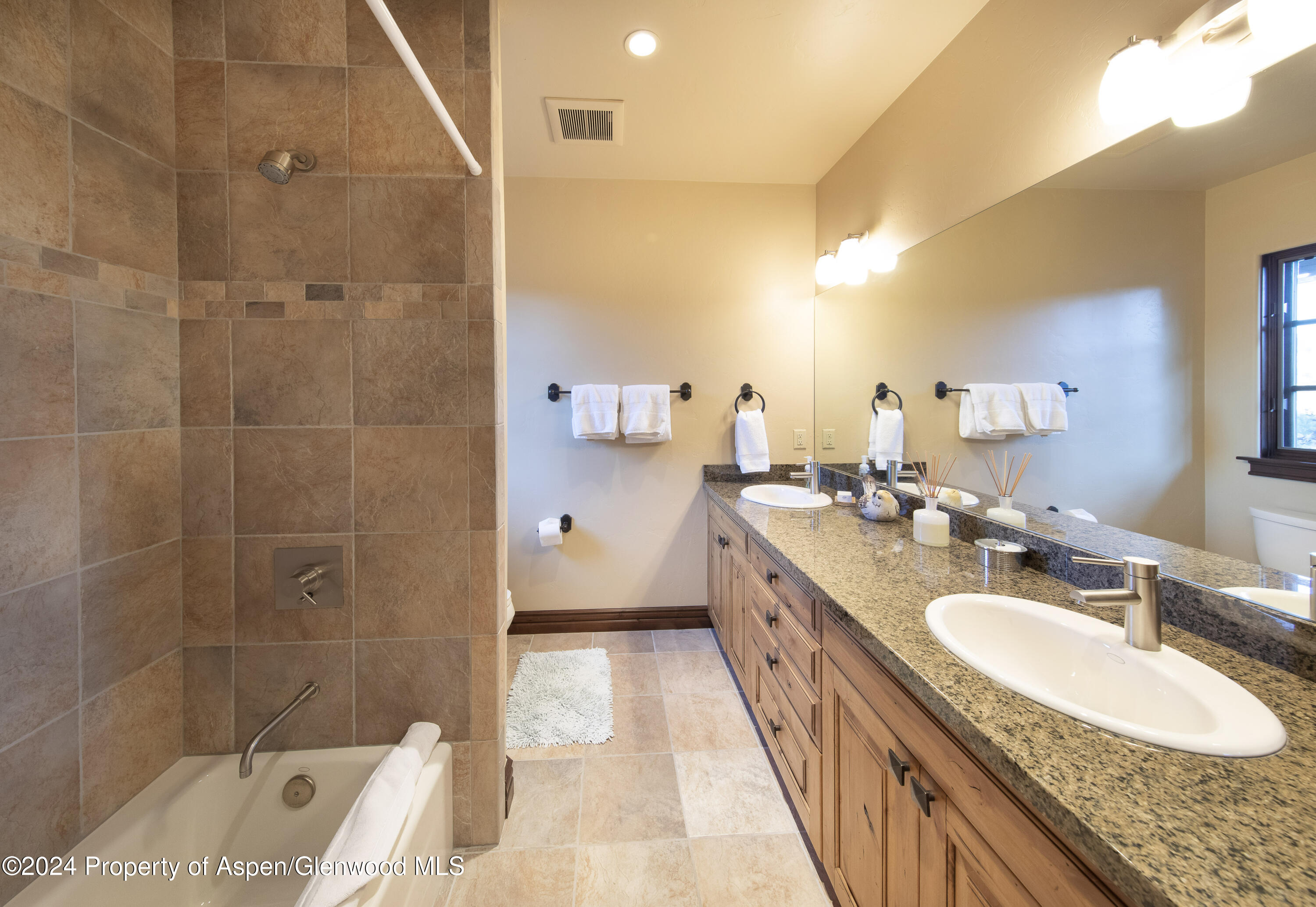 90 Cottage Drive Property Photo 30