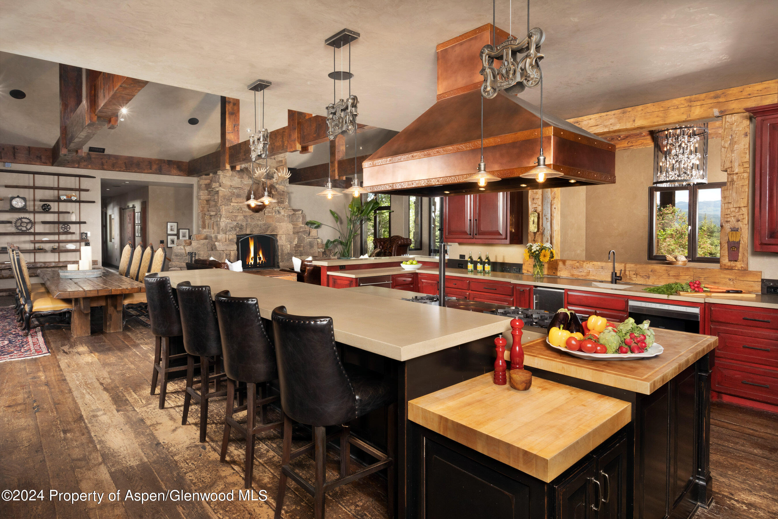665 Callicotte Ranch Drive Property Photo 7