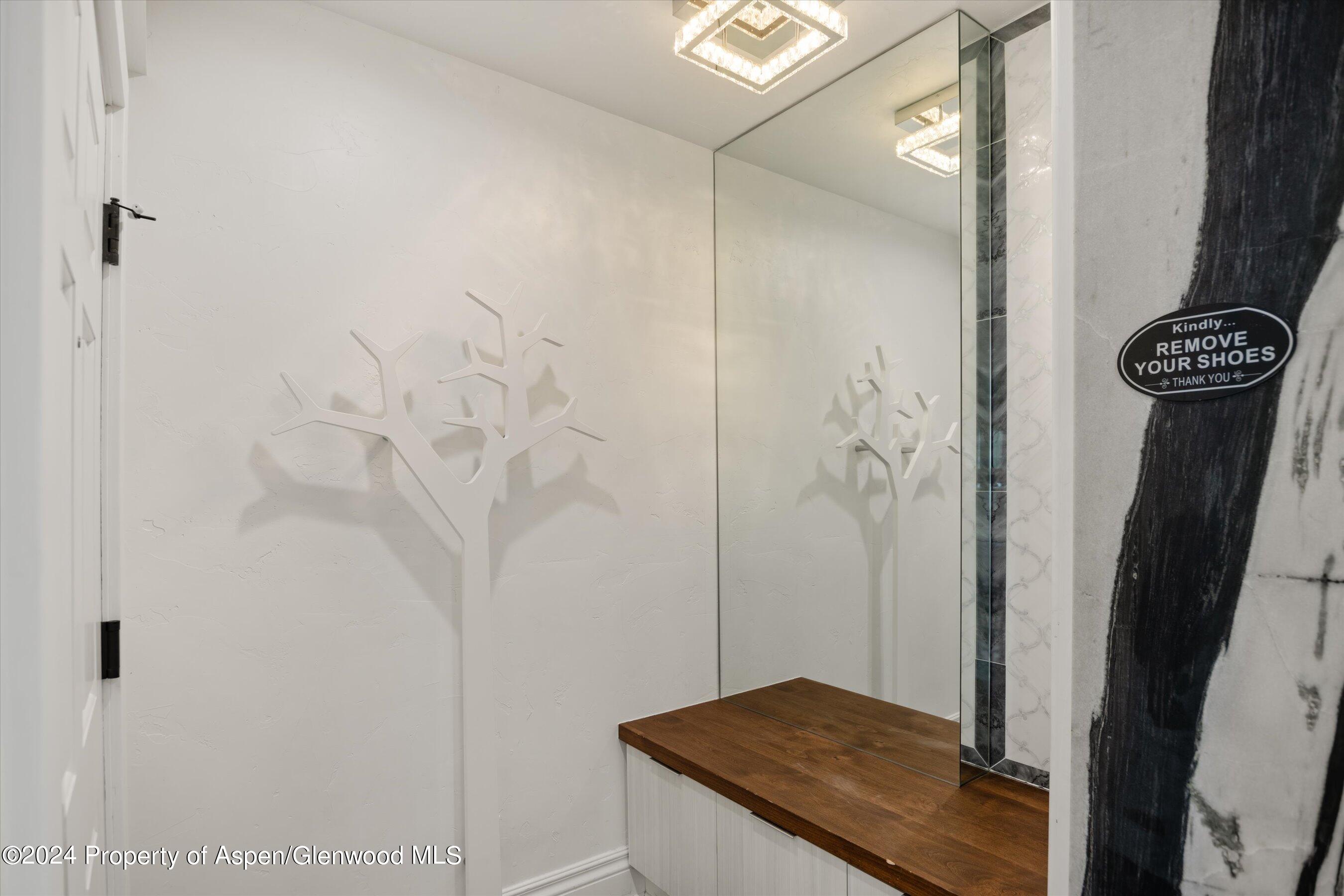748 S Galena Street 2d Property Photo 16