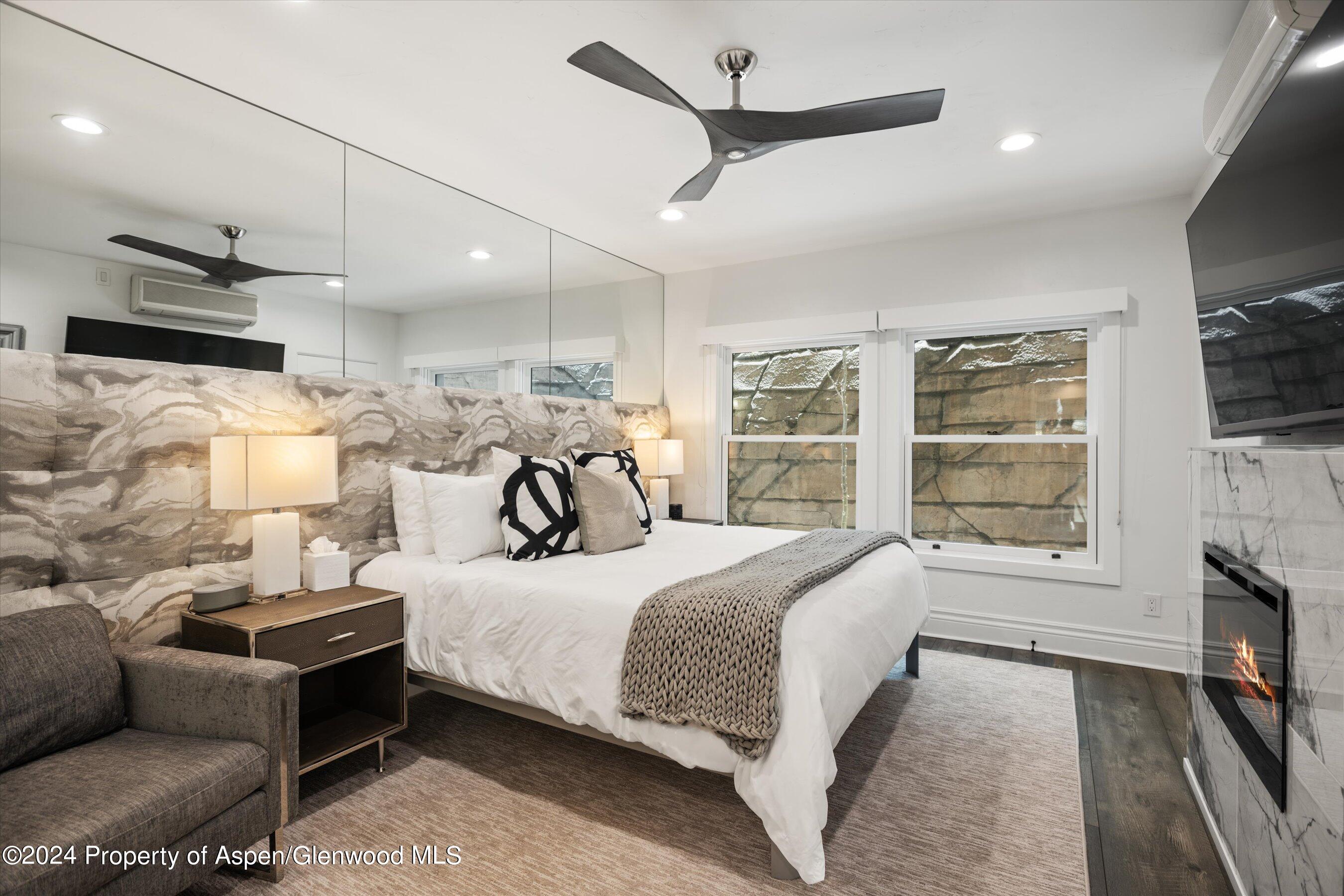 748 S Galena Street 2d Property Photo 19