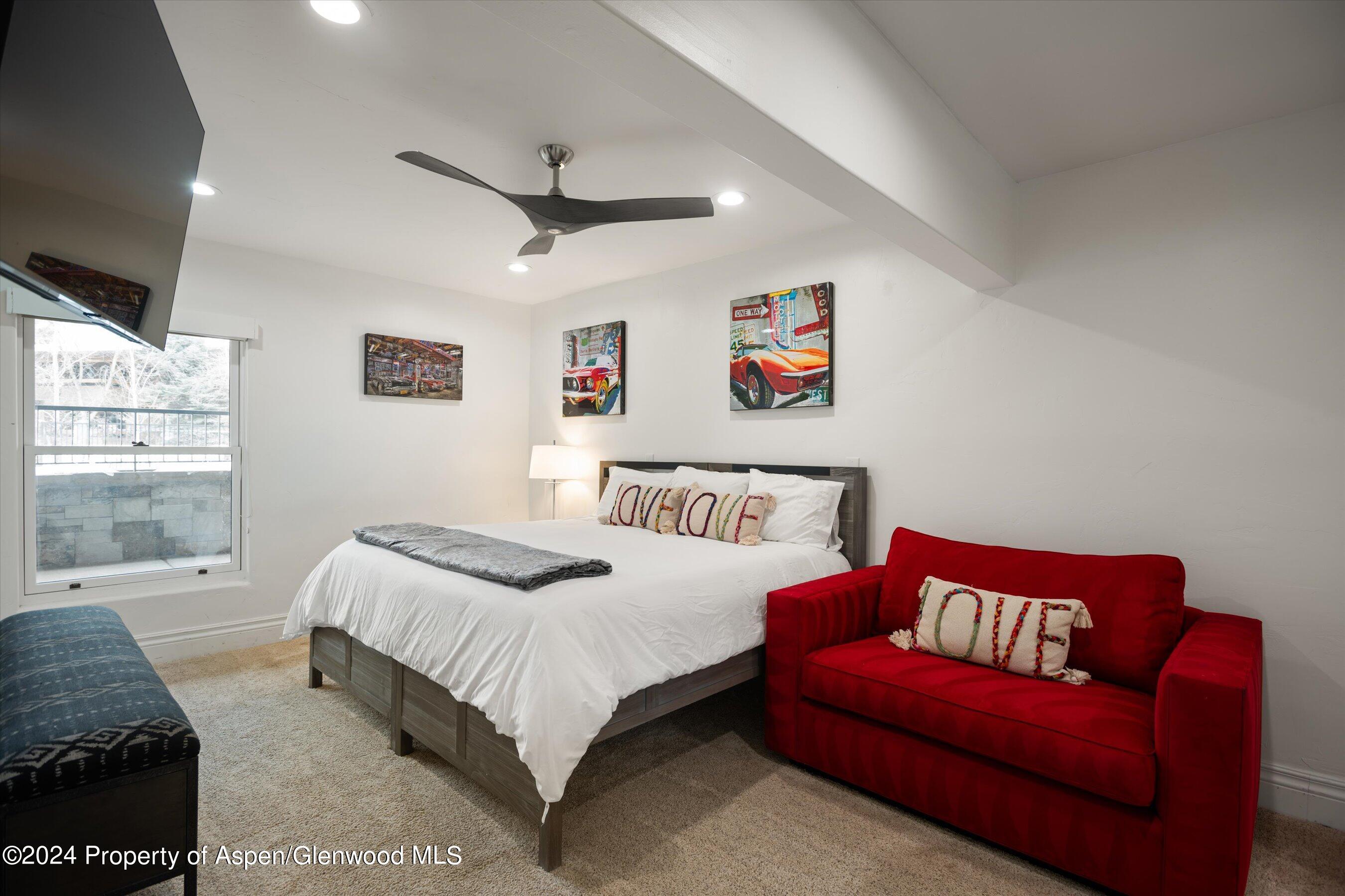 748 S Galena Street 2d Property Photo 23