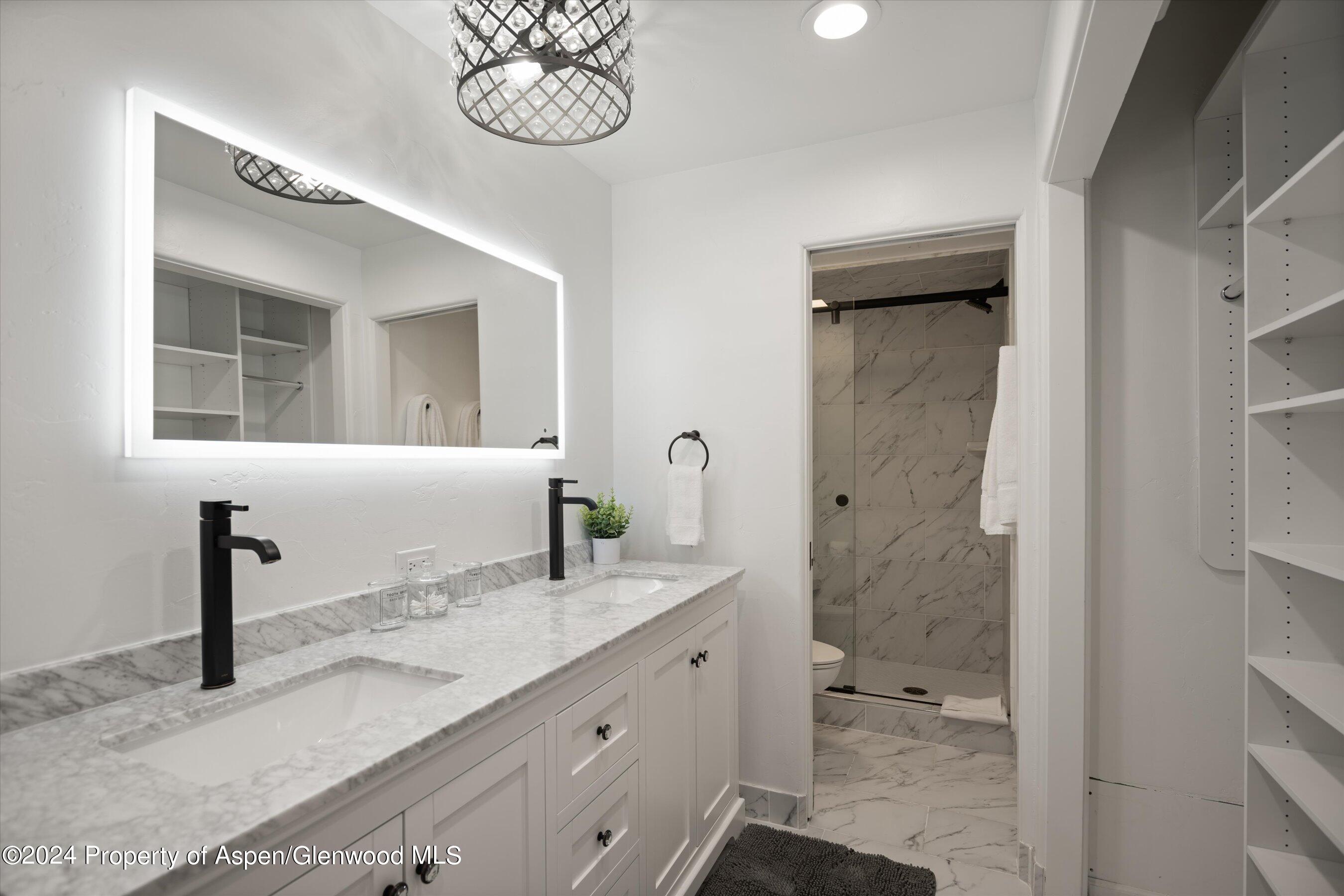 748 S Galena Street 2d Property Photo 25
