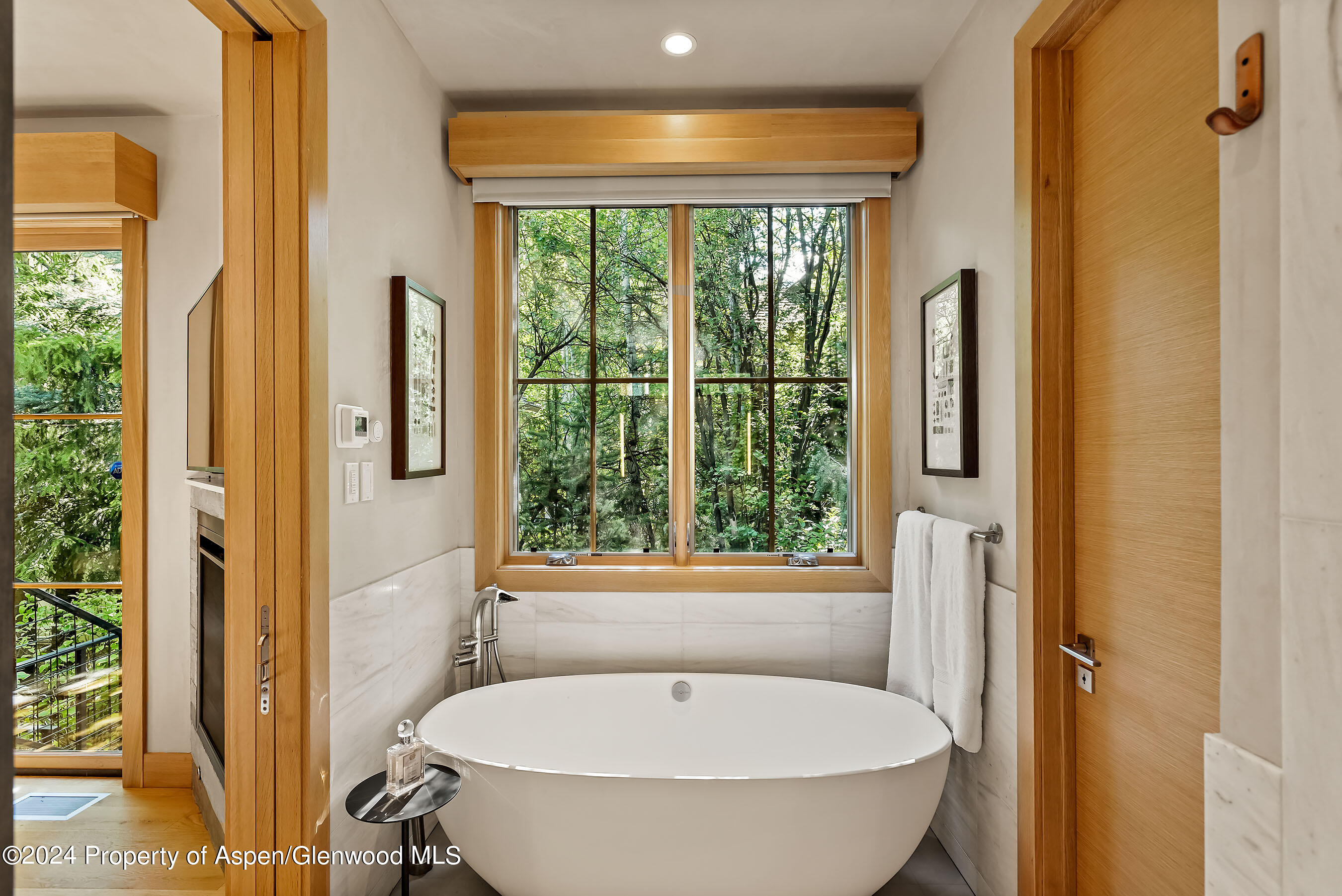 1190 Riverside Drive Property Photo 15