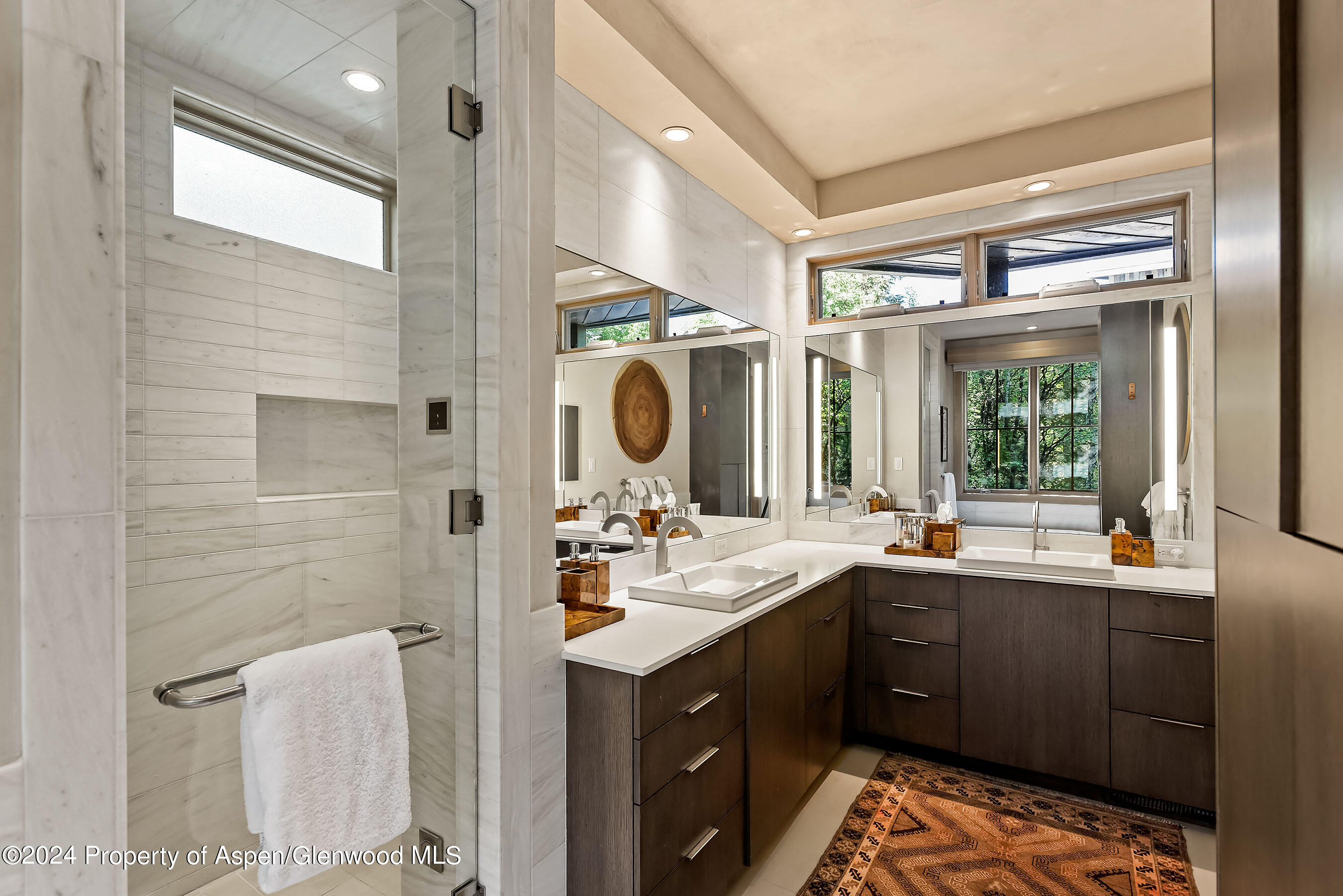 1190 Riverside Drive Property Photo 16