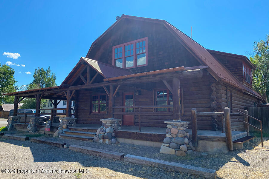 35 Hotchkiss Avenue Property Photo