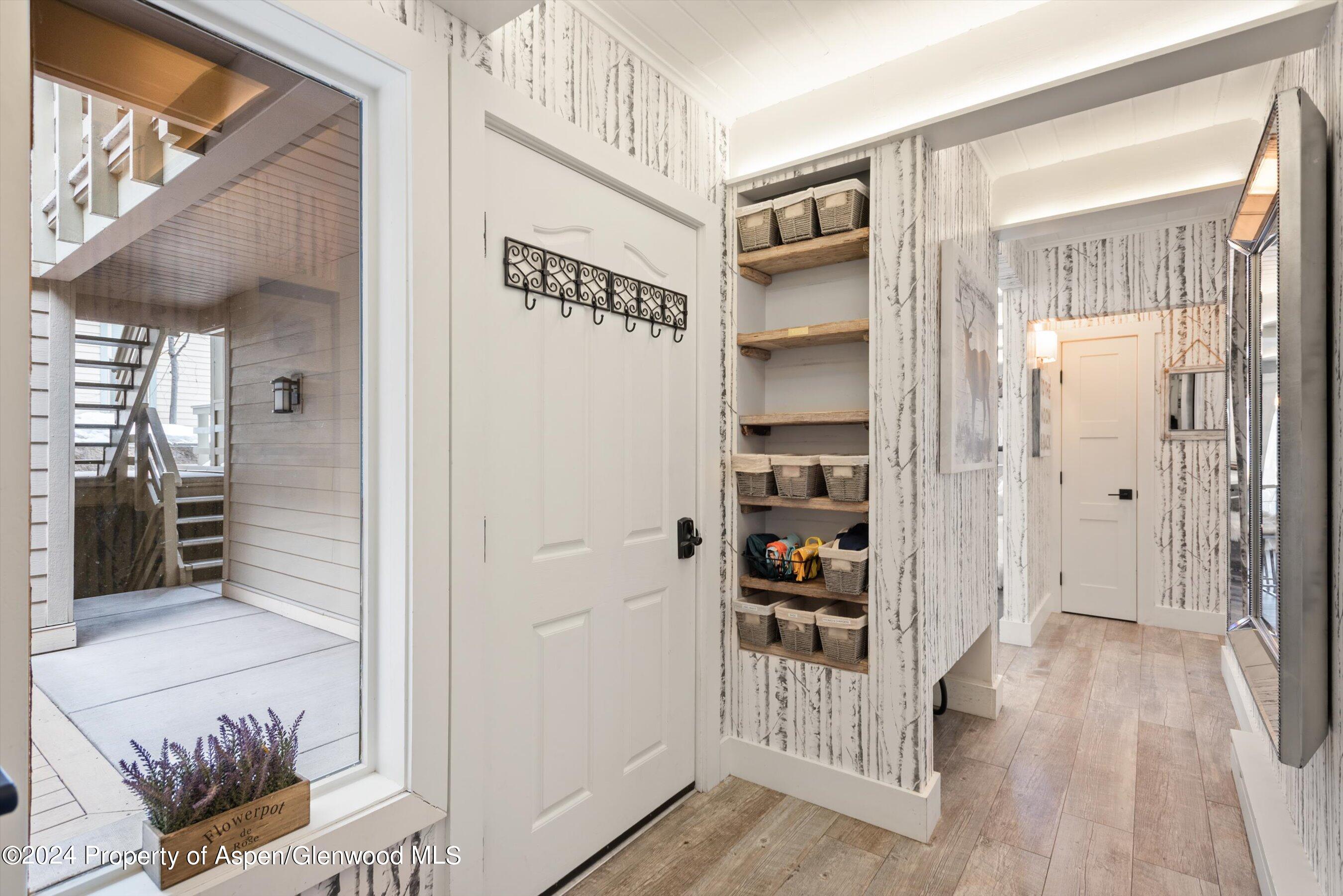 825 E Hopkins Avenue 1n Property Photo 11