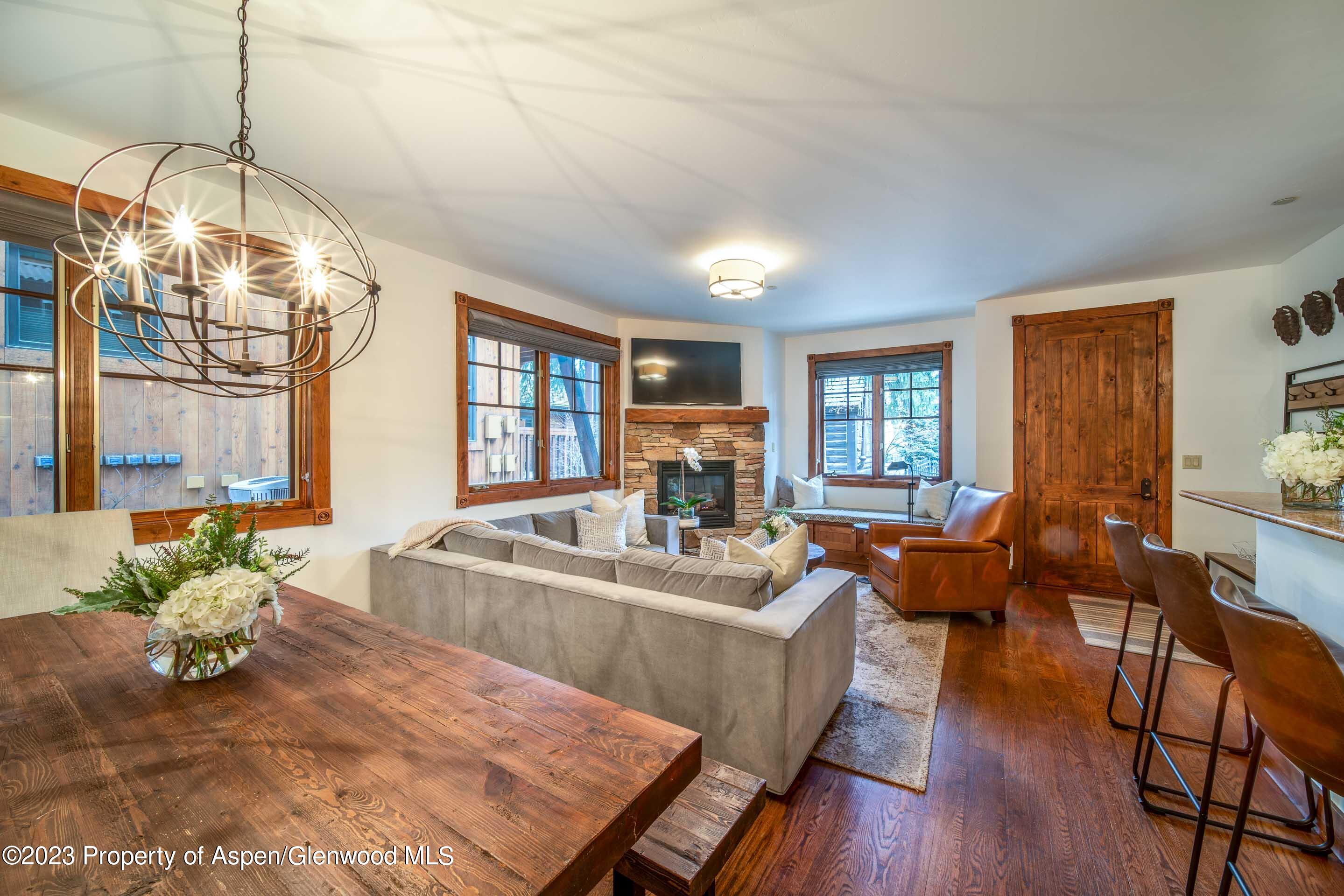503 W Main Street B101 Property Photo 4