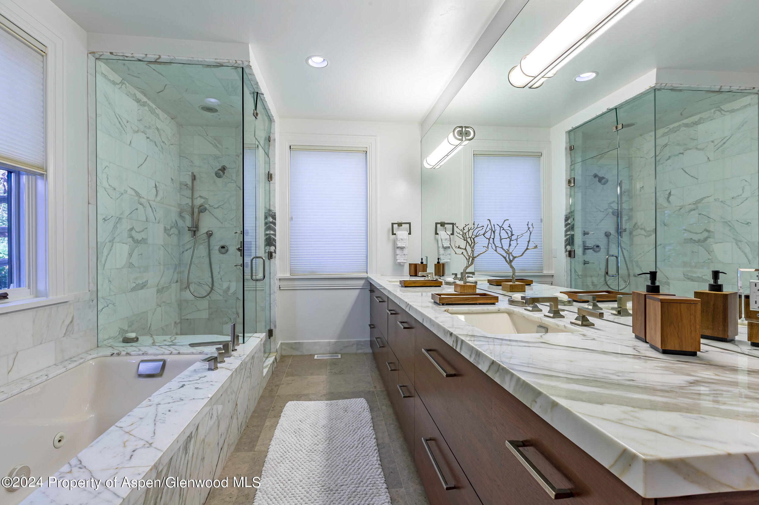 183187 Property Photo 8