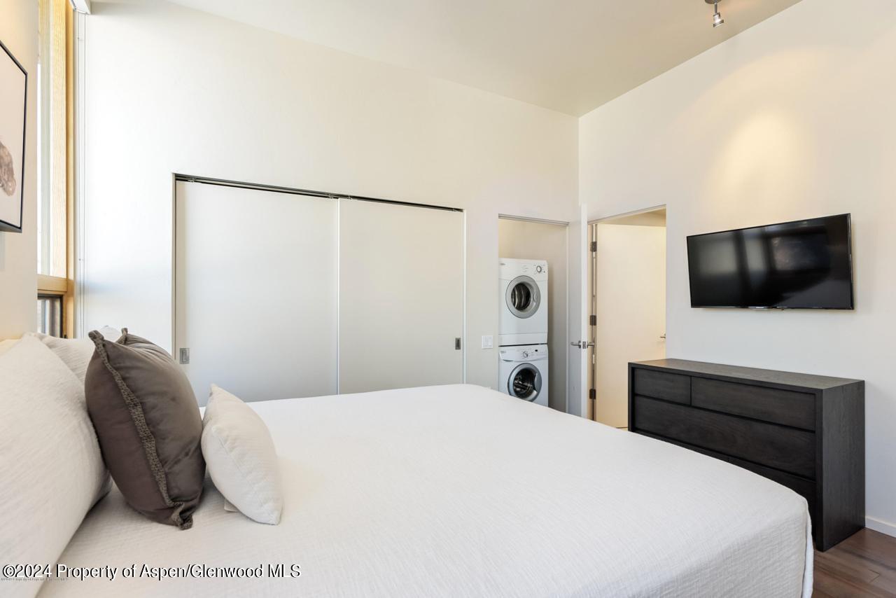 200 Evans Road 102 Property Photo 11