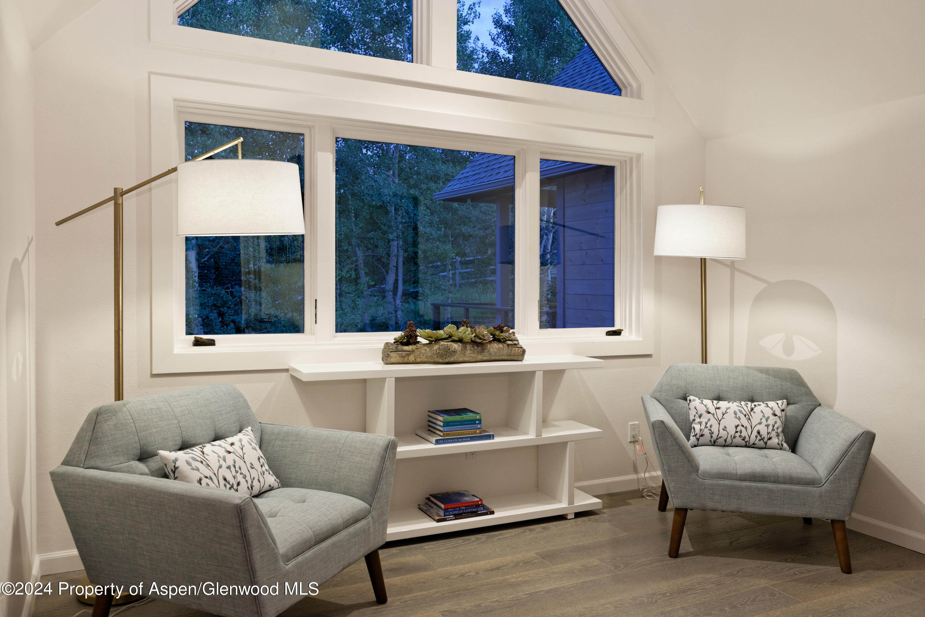 400 Medicine Bow Road Property Photo 13