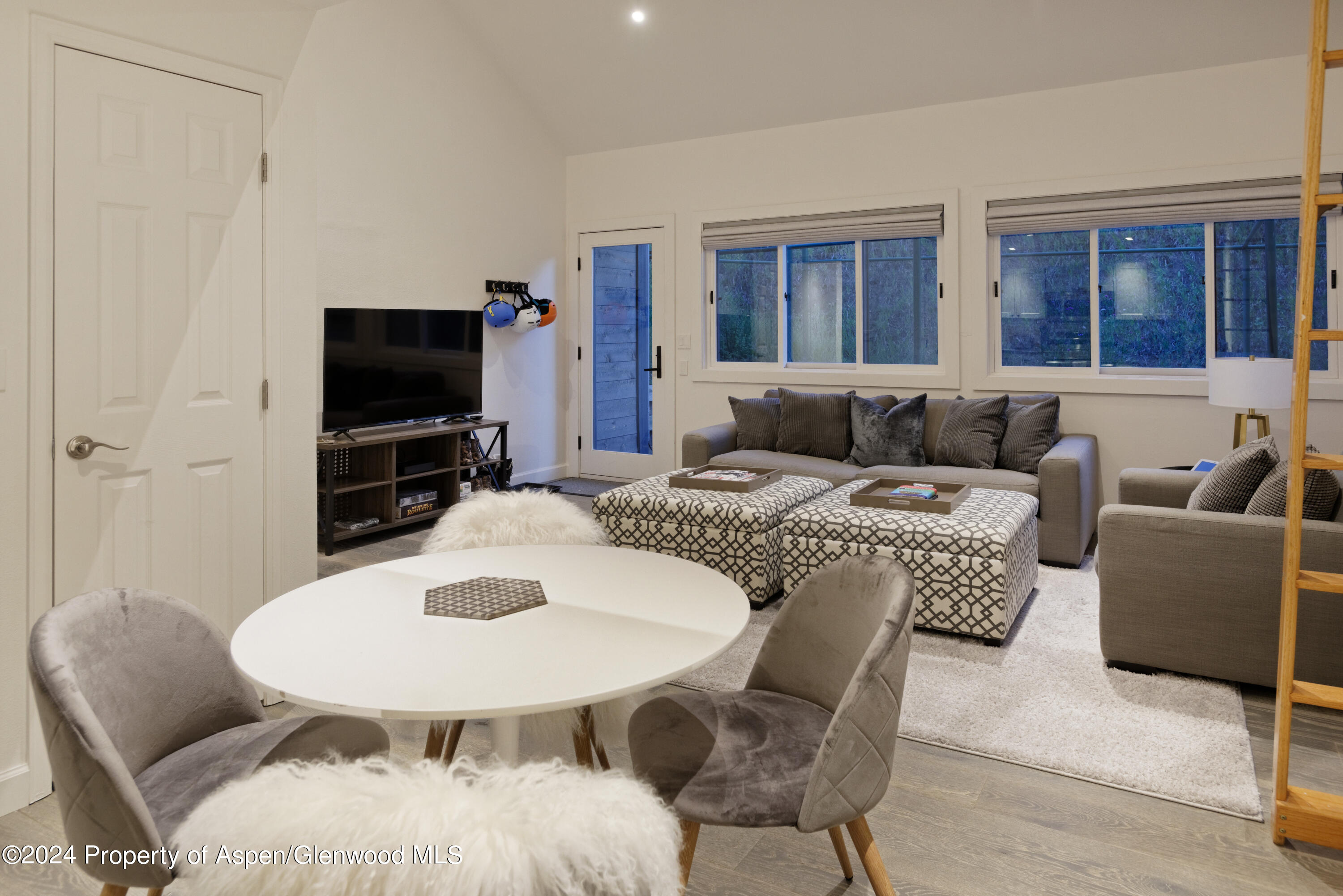 400 Medicine Bow Road Property Photo 25