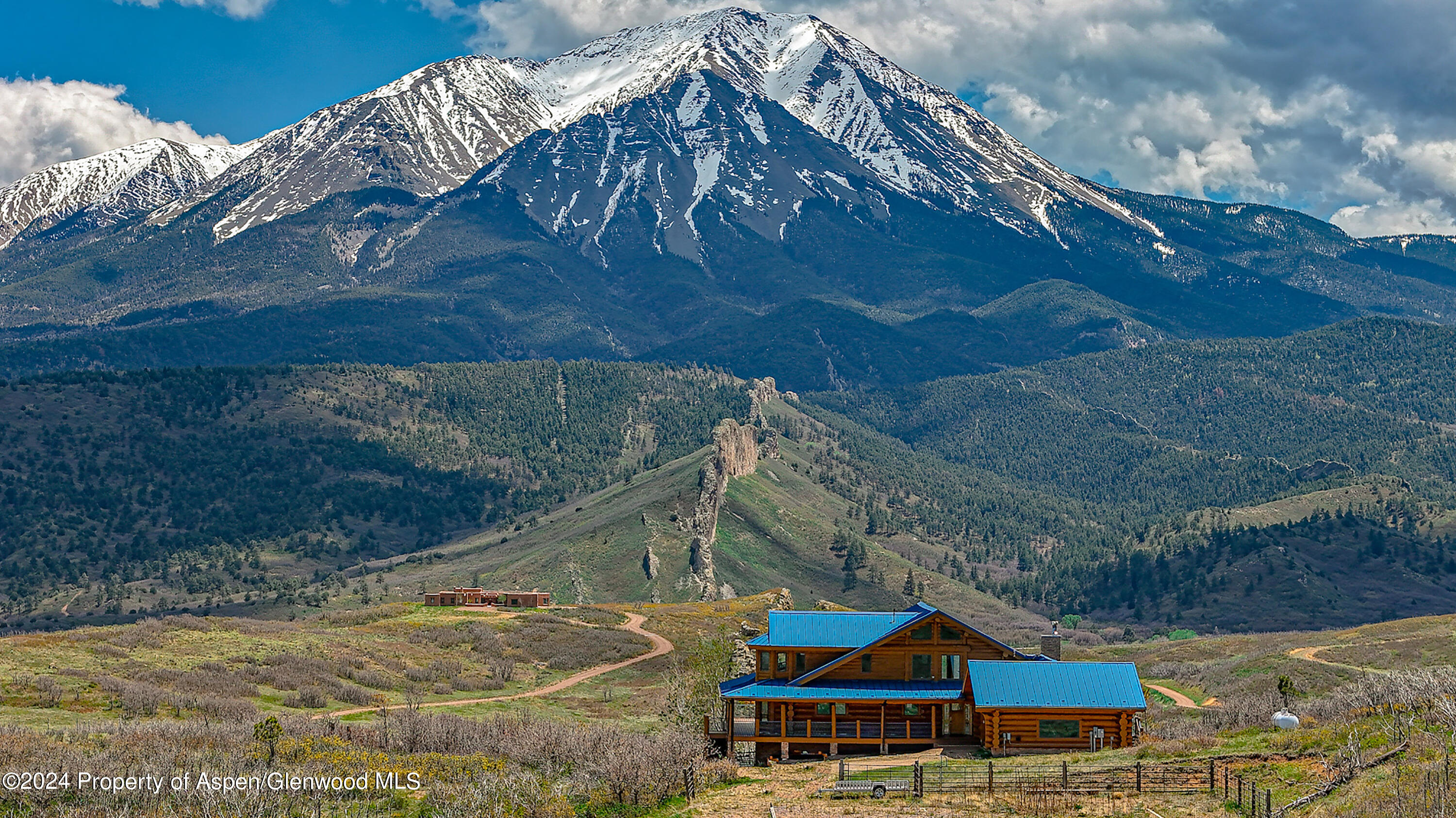 1390 Mountain Valley Road Property Photo