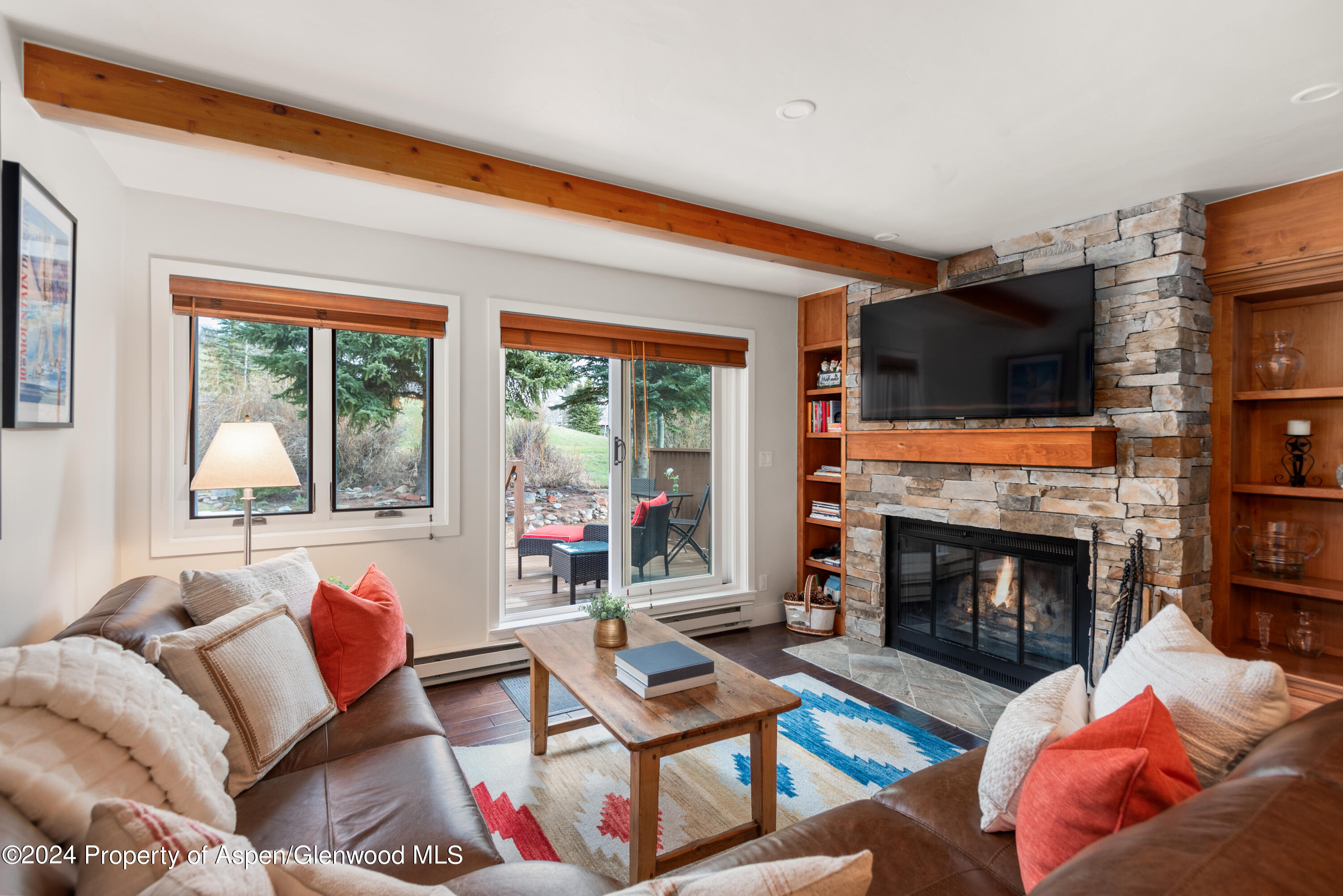 467 Snowmass Club Circle #27 Property Photo 2