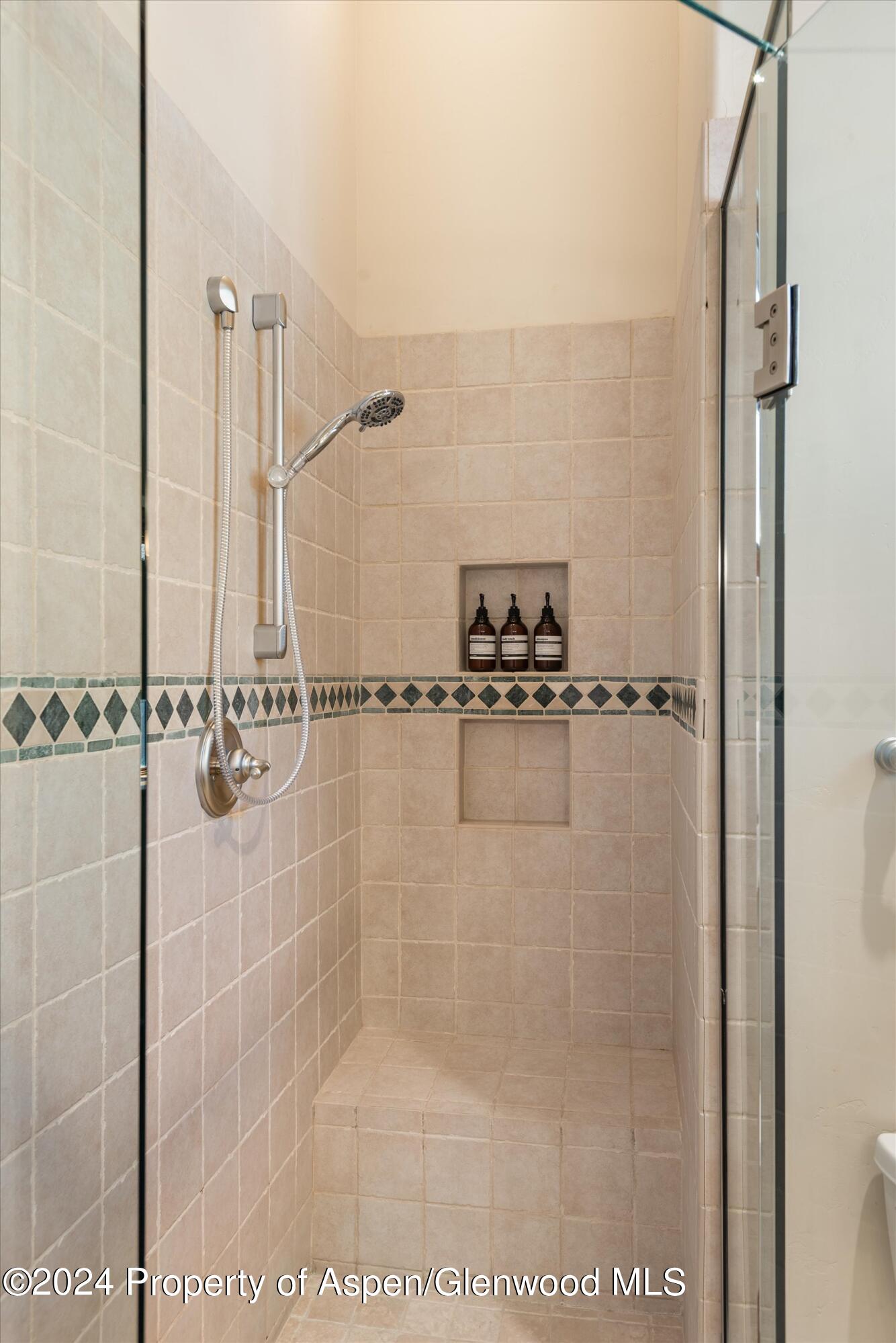 1530 Silver King Drive Property Photo 26
