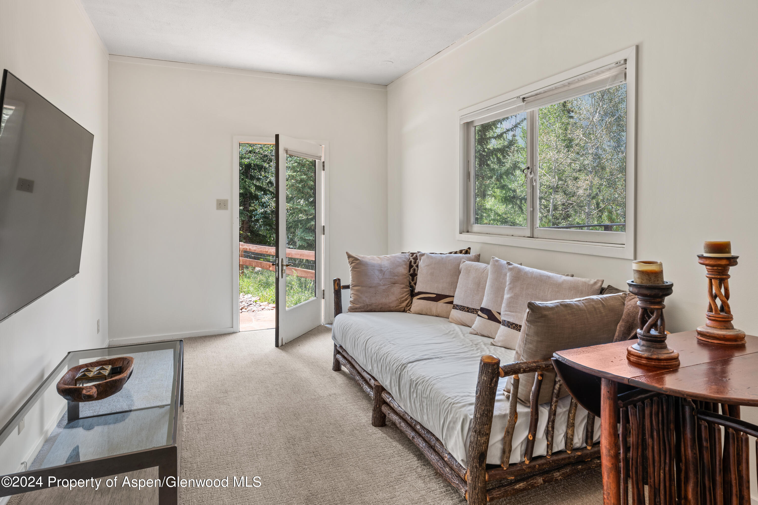154 E Lupine Drive Property Photo 24