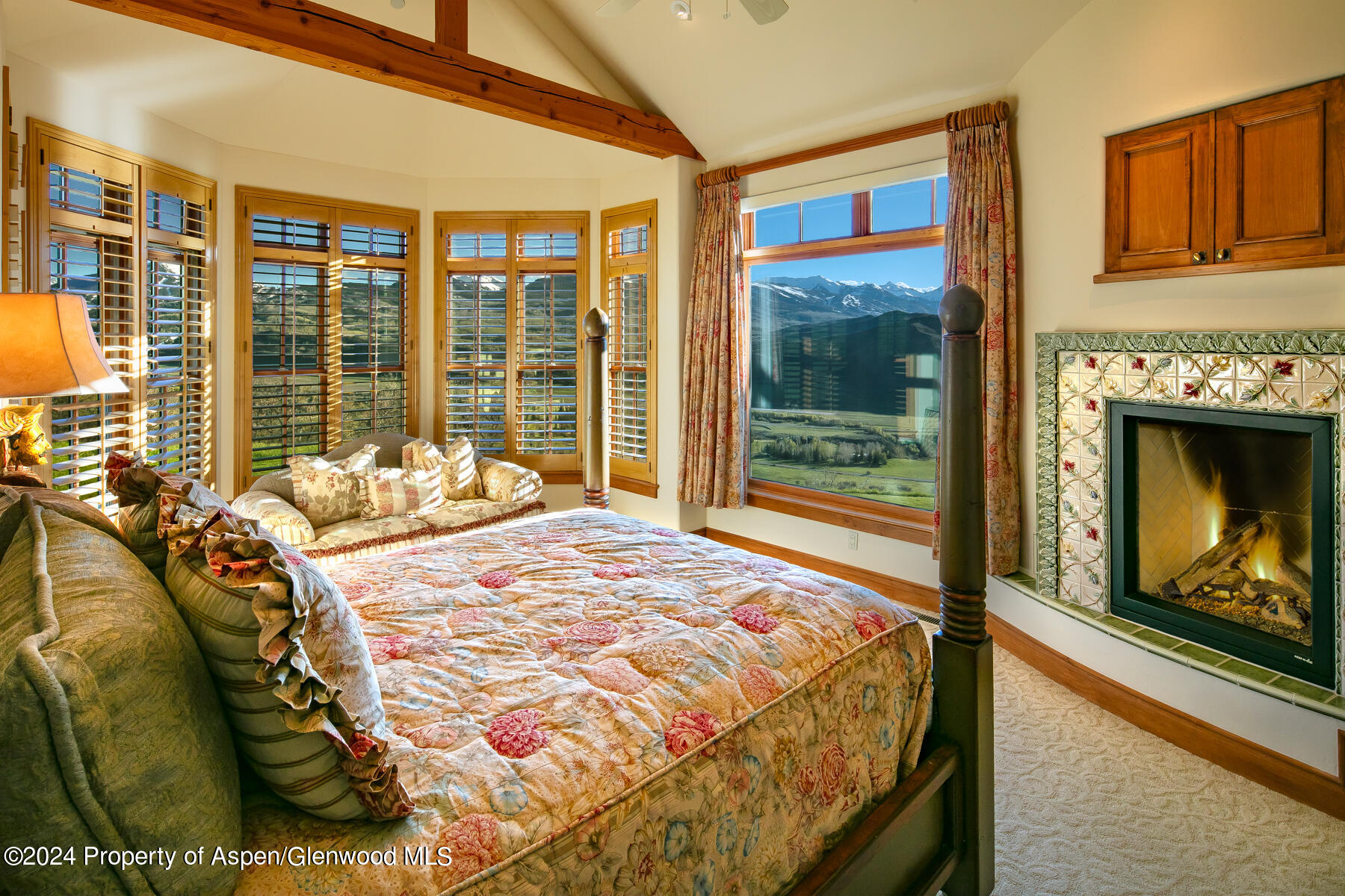 200 Stewart Drive Property Photo 17