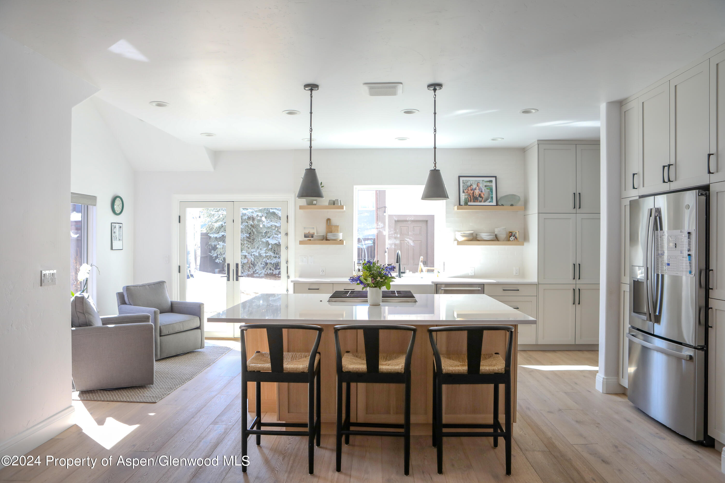 364 Summerset Lane Property Photo 11