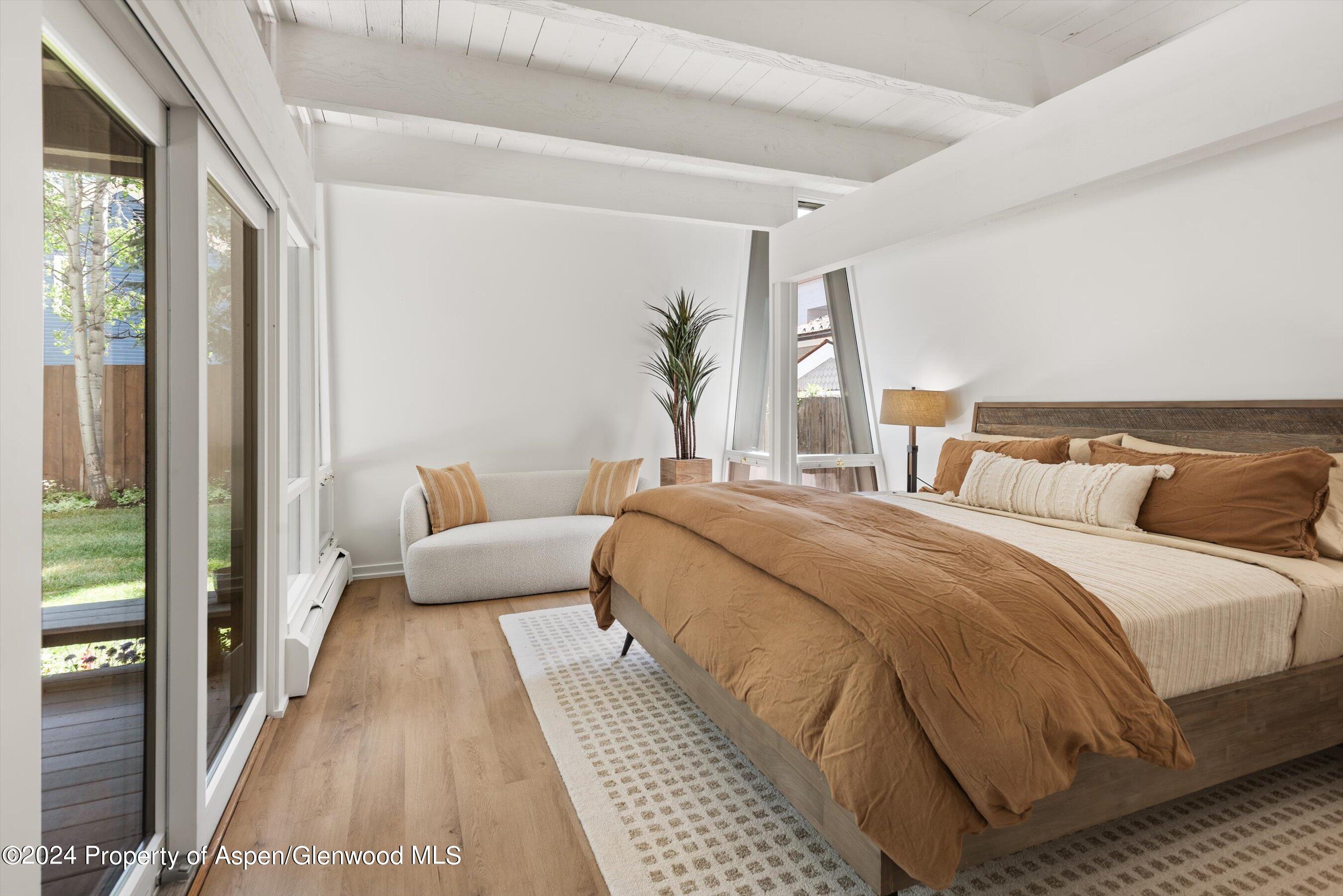 501 W Bleeker Street Property Photo 19