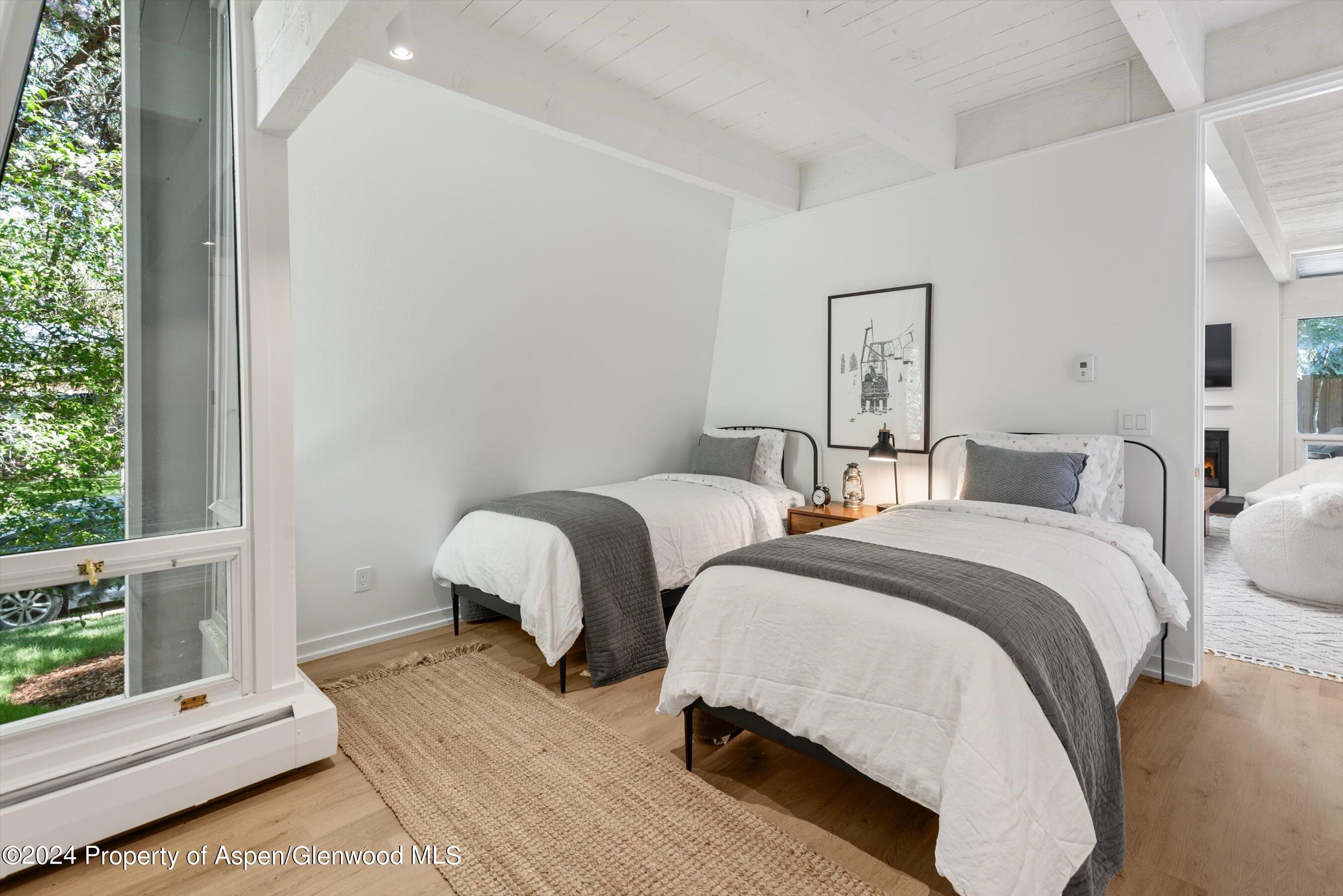 501 W Bleeker Street Property Photo 26