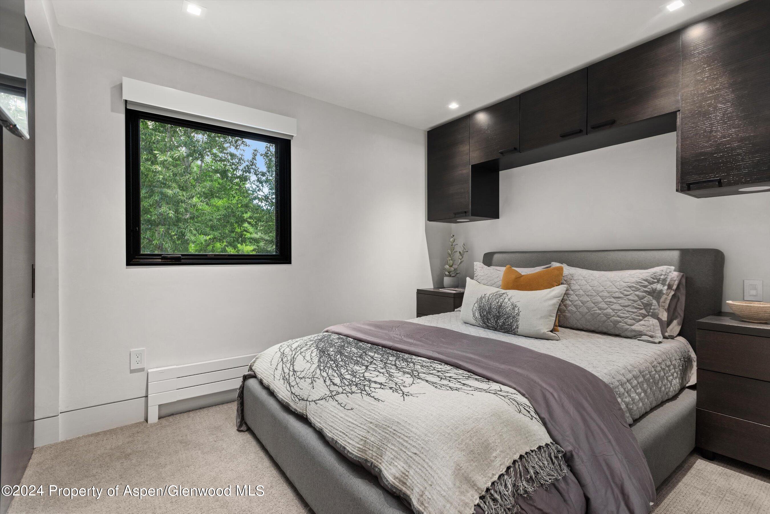 100 E Dean Street 3a Property Photo 17