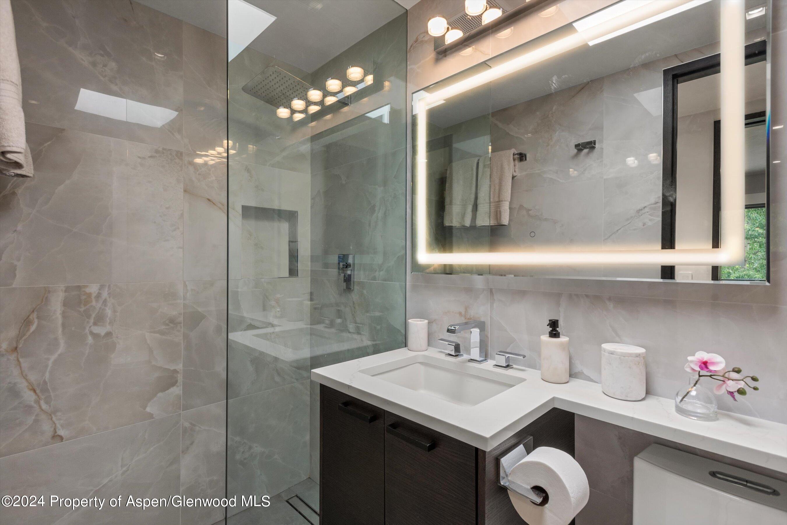 100 E Dean Street 3a Property Photo 18