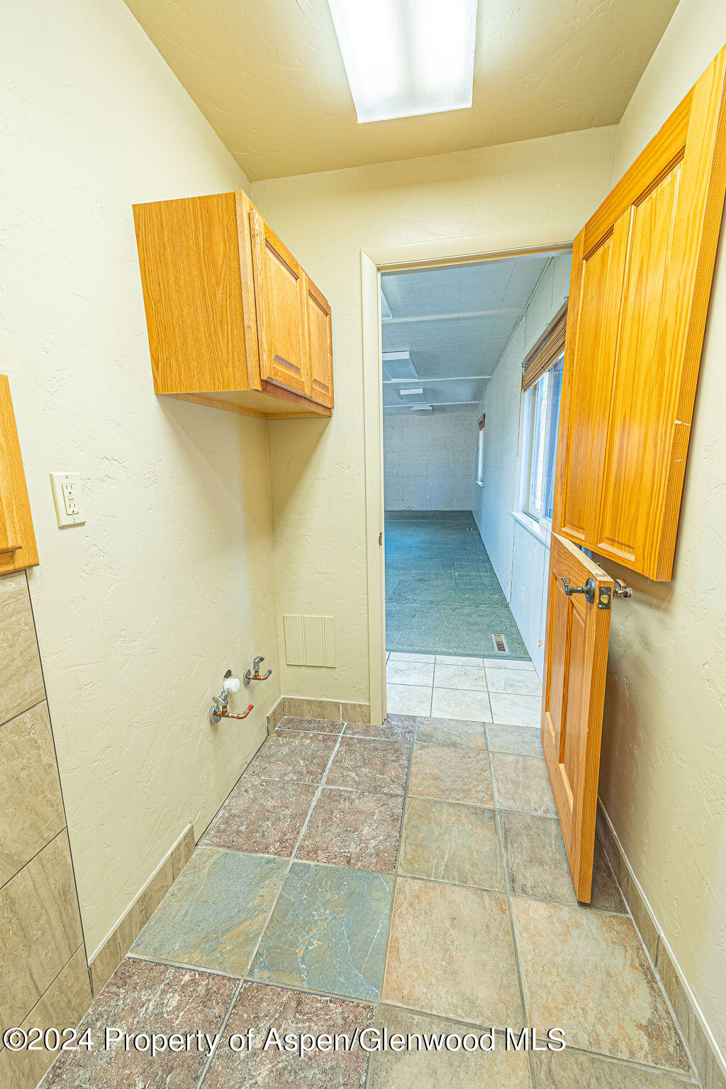 1135 E Highway 40 Property Photo 24