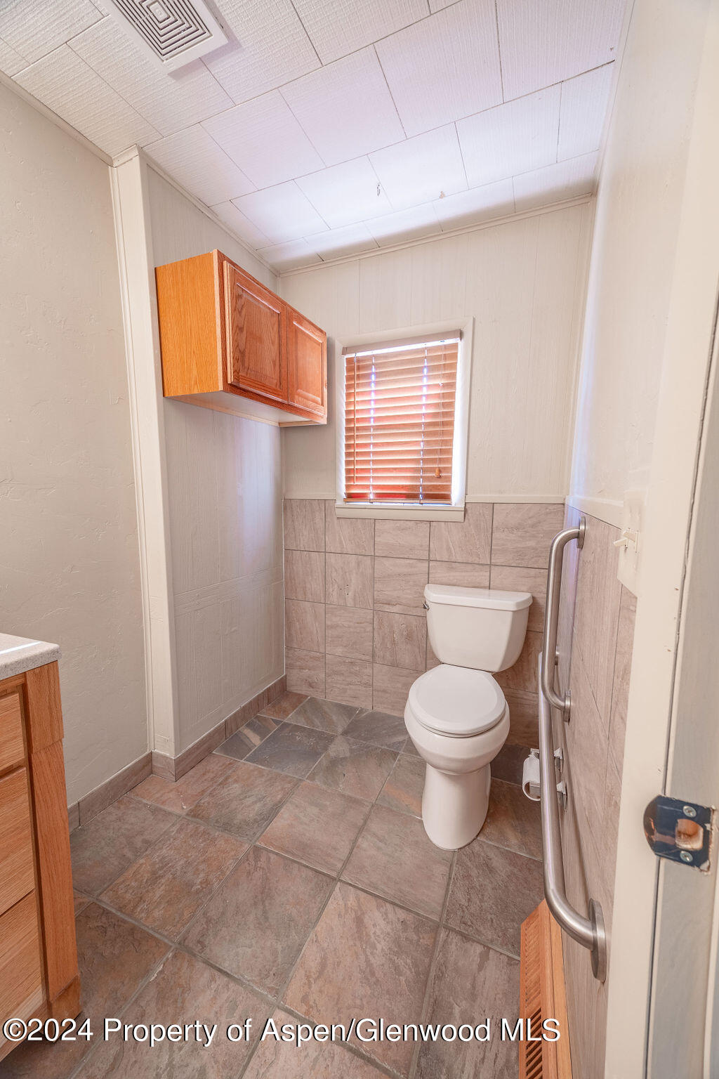 1135 E Highway 40 Property Photo 26
