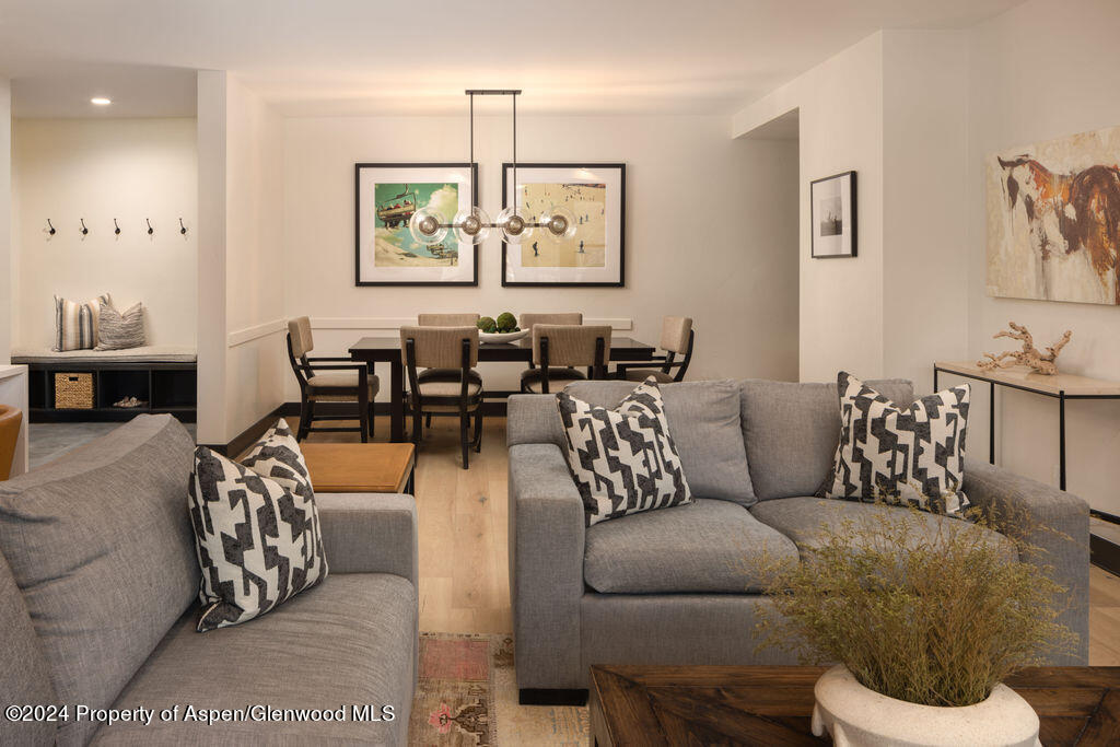 0239 Snowmass Club Circle, 112 Property Photo 6