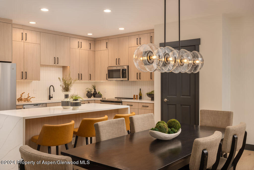 0239 Snowmass Club Circle, 112 Property Photo 8