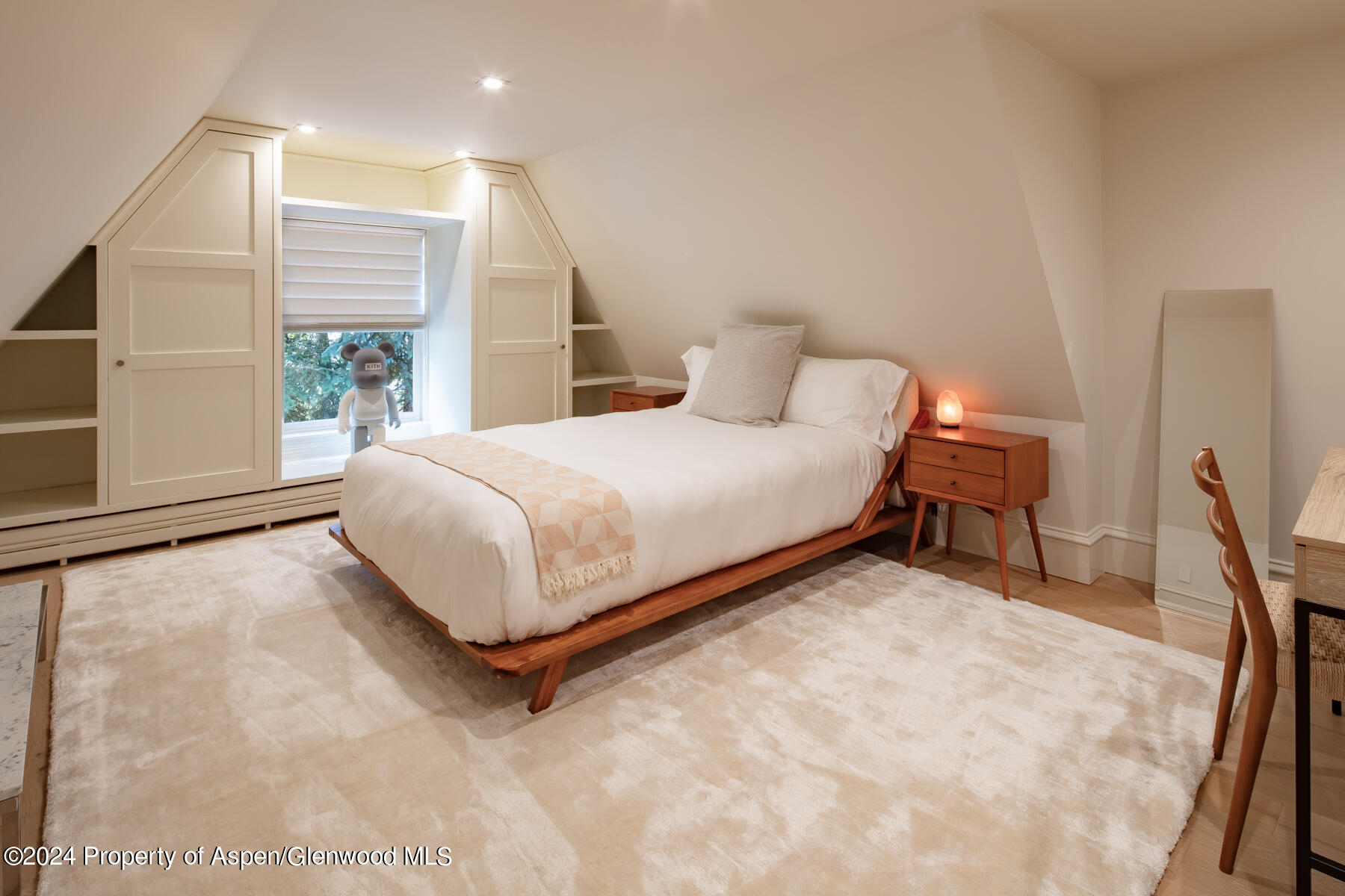 214 W Bleeker Street Property Photo 12