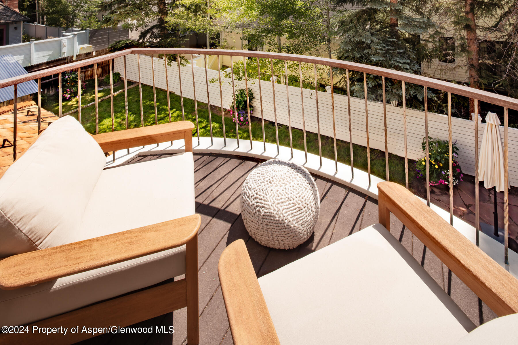 214 W Bleeker Street Property Photo 19