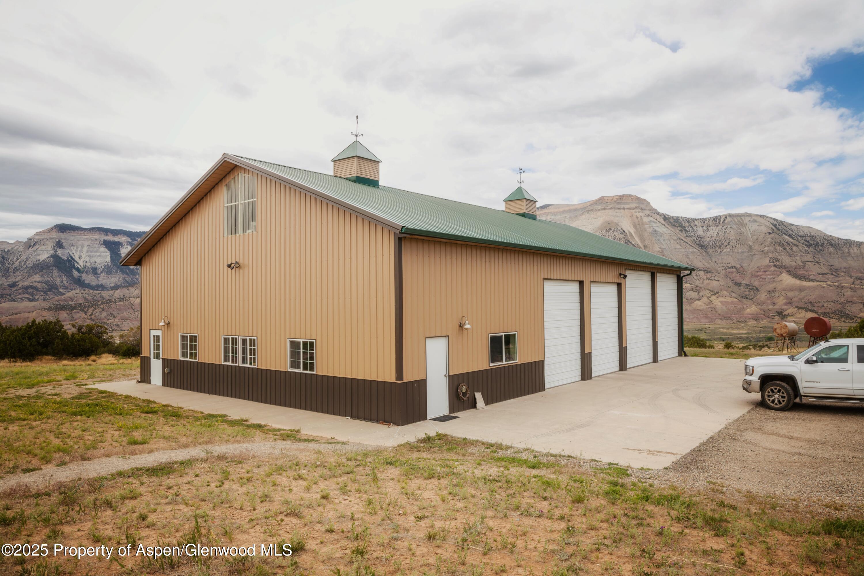 1691 County Road 300 Property Photo 8
