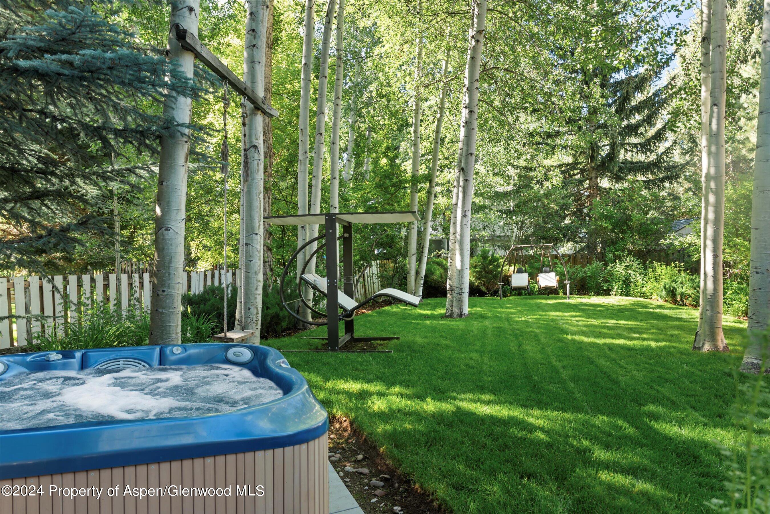 1210 Snowbunny Lane Property Photo 14