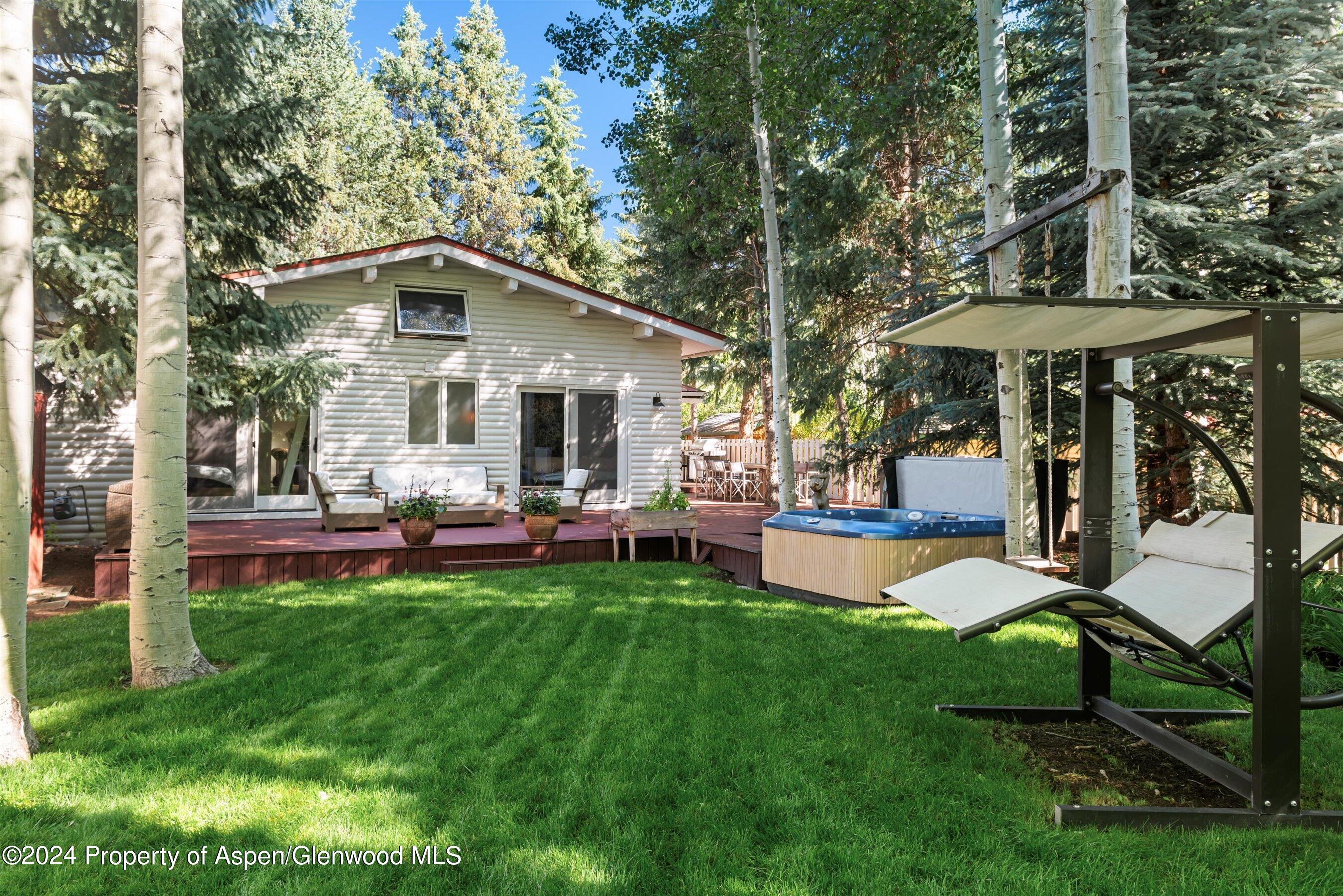1210 Snowbunny Lane Property Photo 20