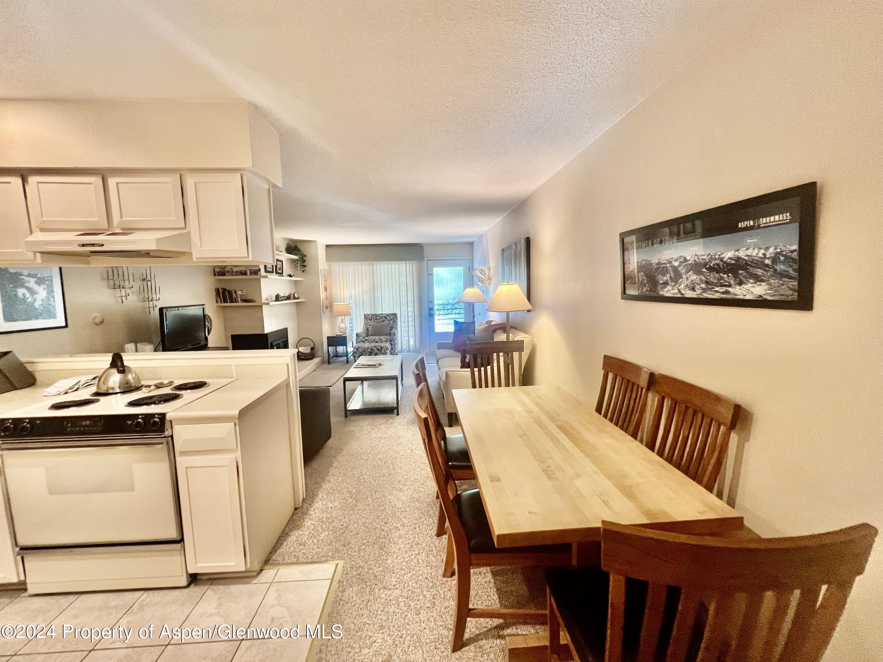 210 E Cooper Avenue, 2d Property Photo
