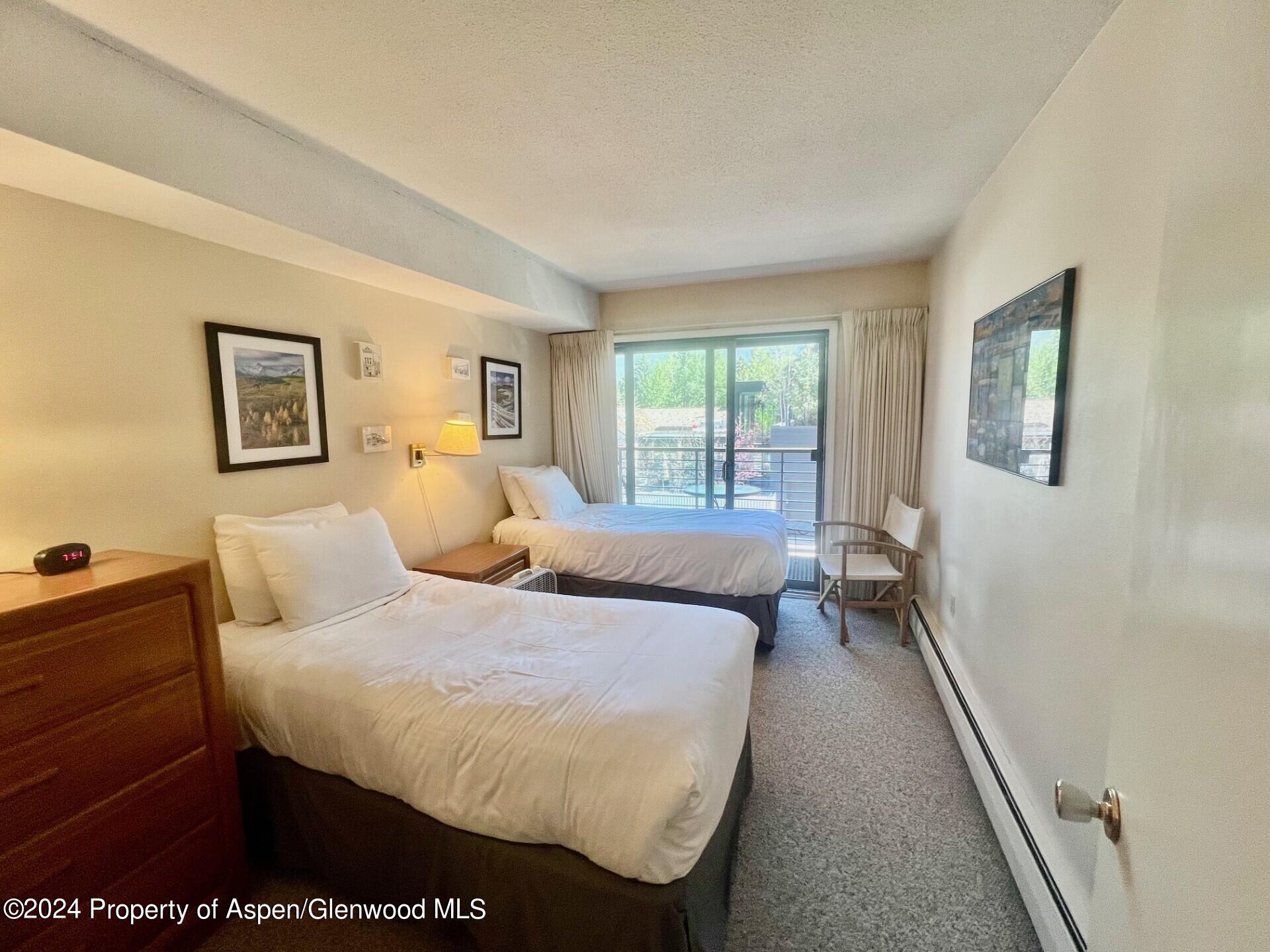 210 E Cooper Avenue 2d Property Photo 13