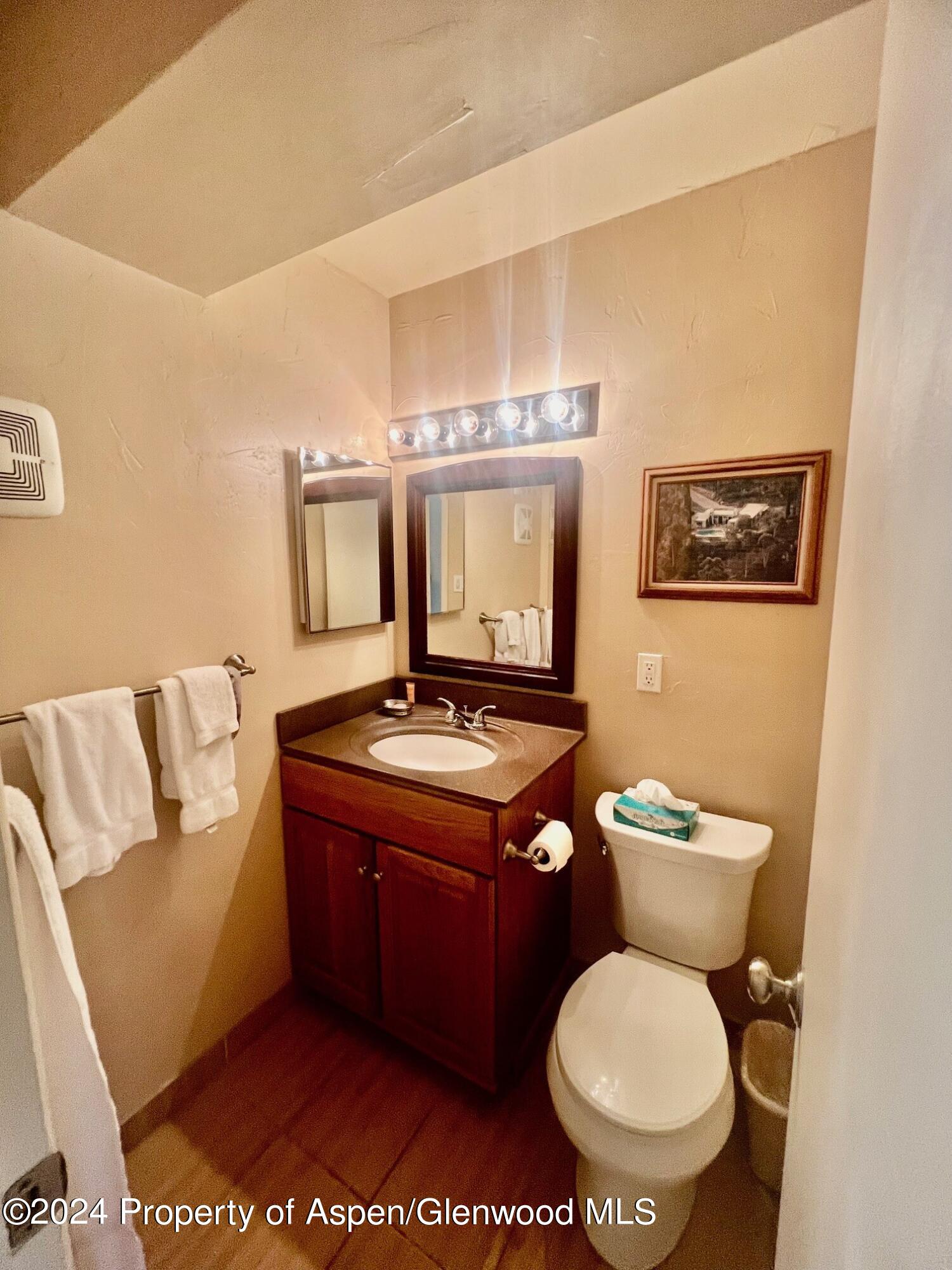 210 E Cooper Avenue 2d Property Photo 15