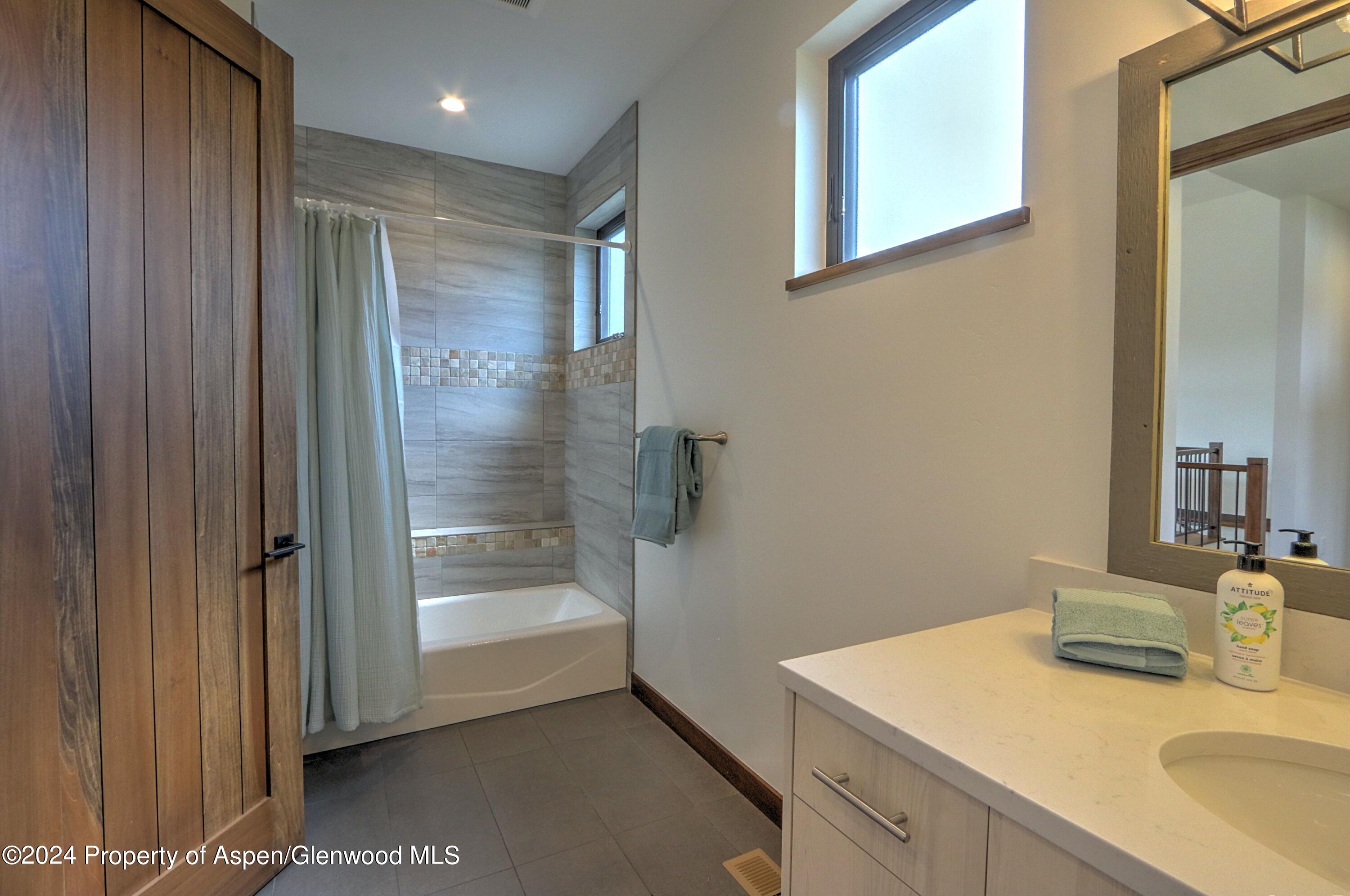 10 Stag Court Property Photo 21