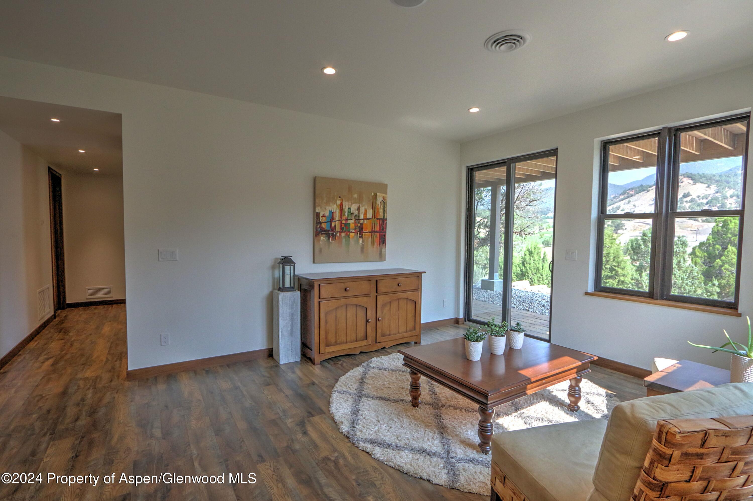 10 Stag Court Property Photo 24