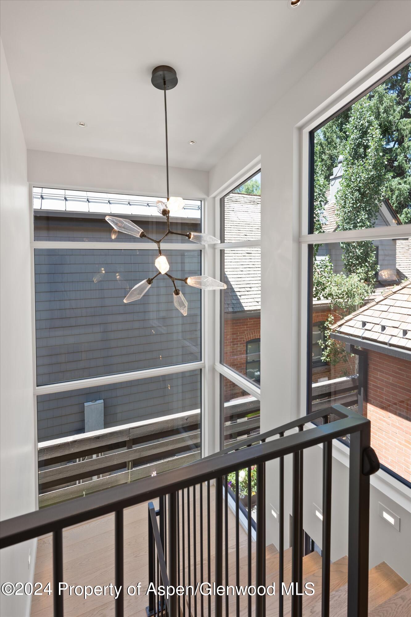 105 E Hallam Street Property Photo 38