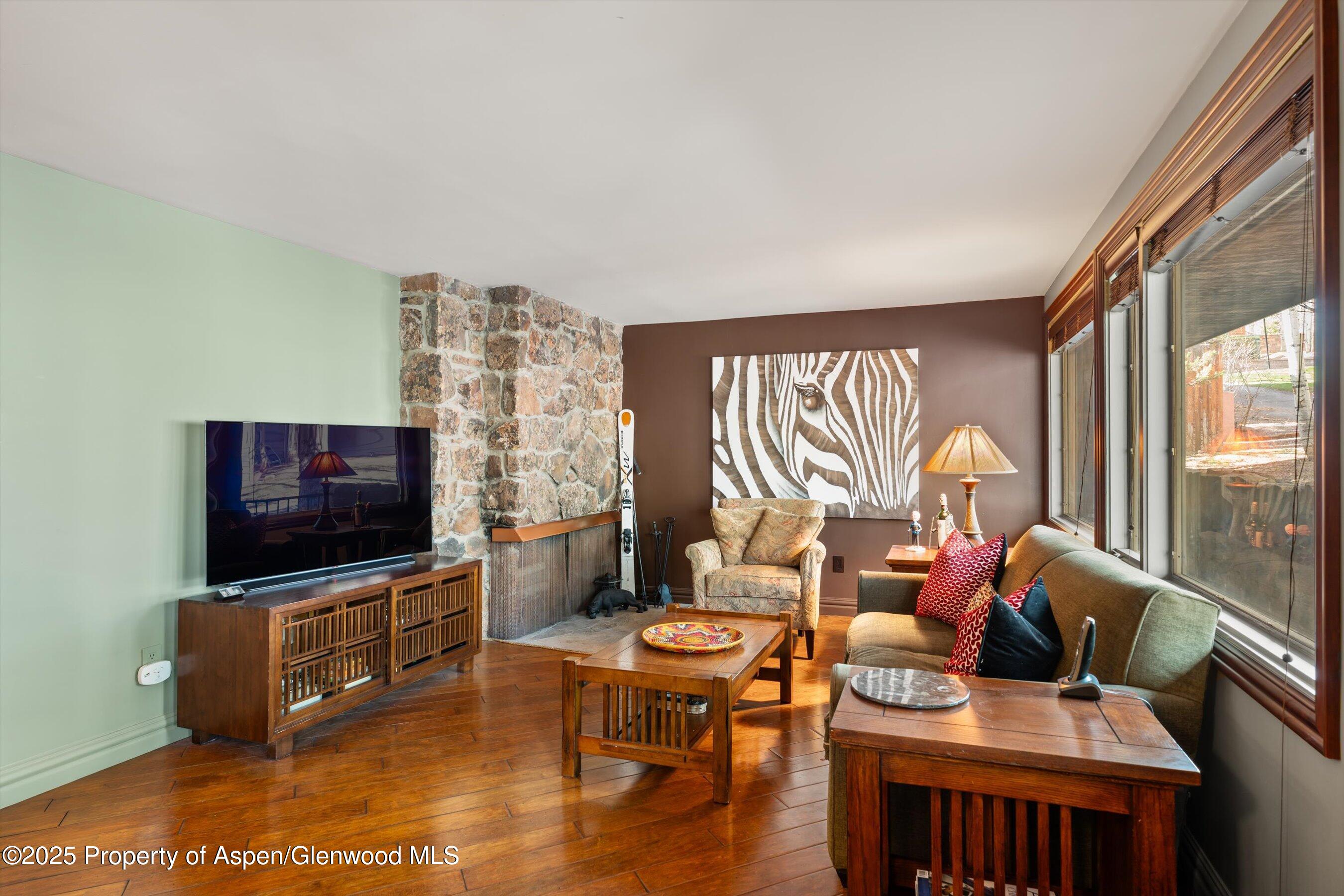 731 S Mill Street, 2c Property Photo 2