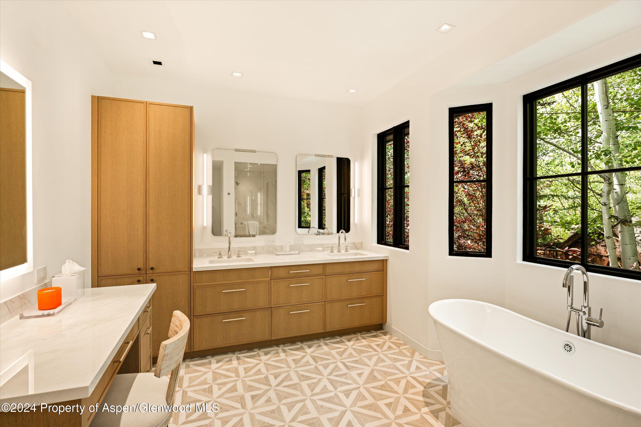 137 Westview Drive Property Photo 18